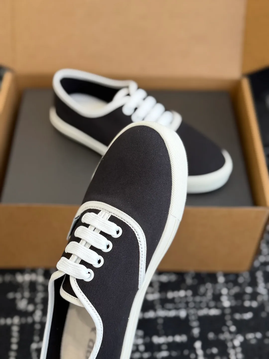 Кеды Женские Prada 5014984