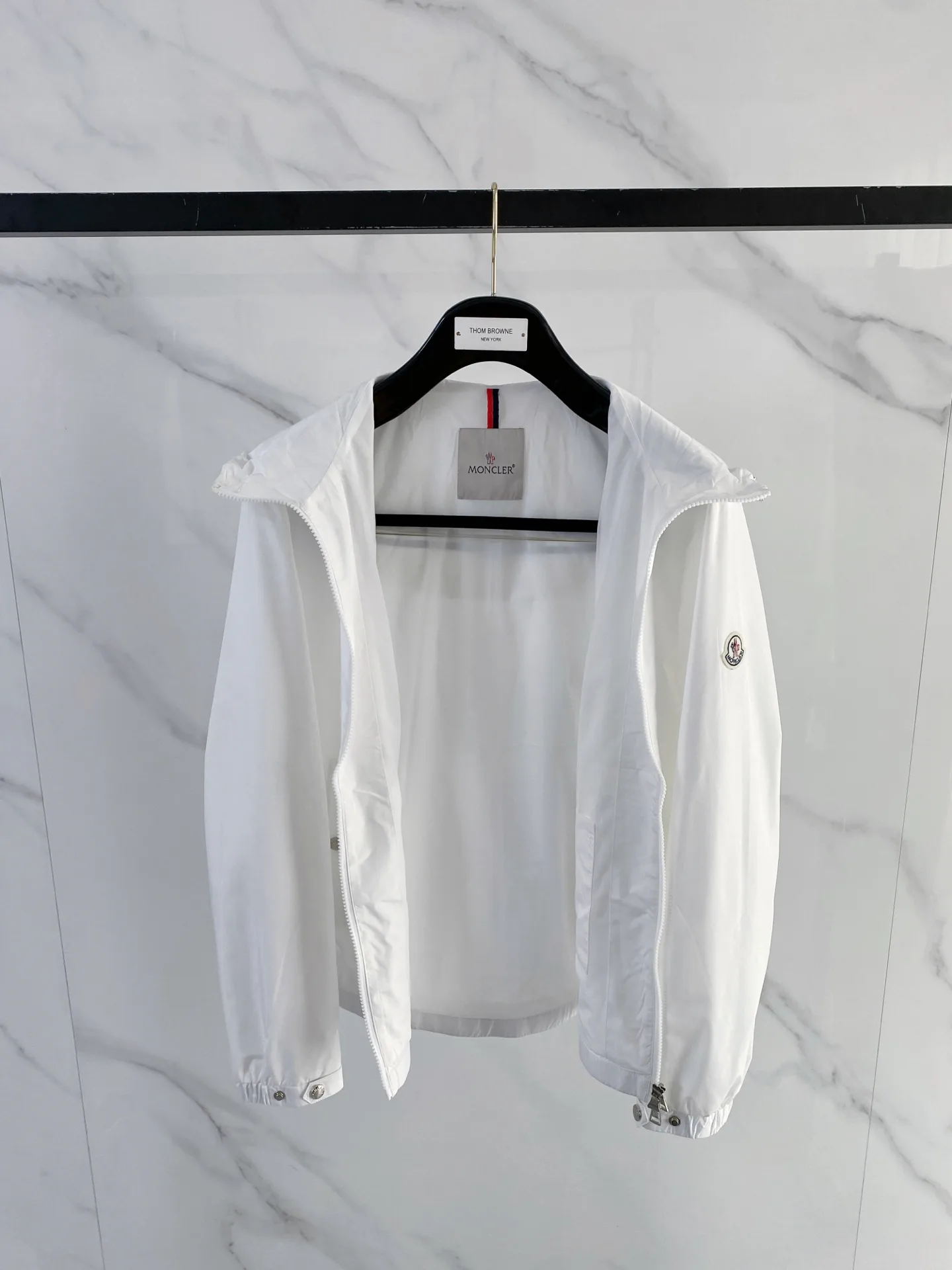 Куртки И Пуховики Мужские Moncler 11584574