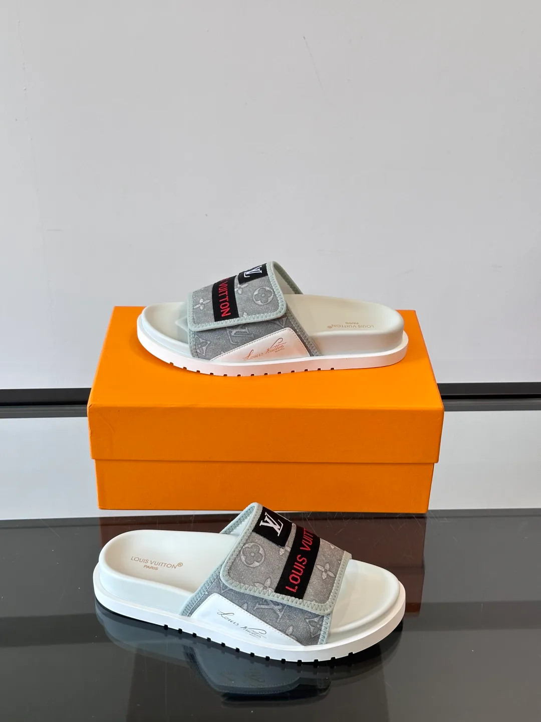 Шлепанцы Мужские Louis Vuitton 46078