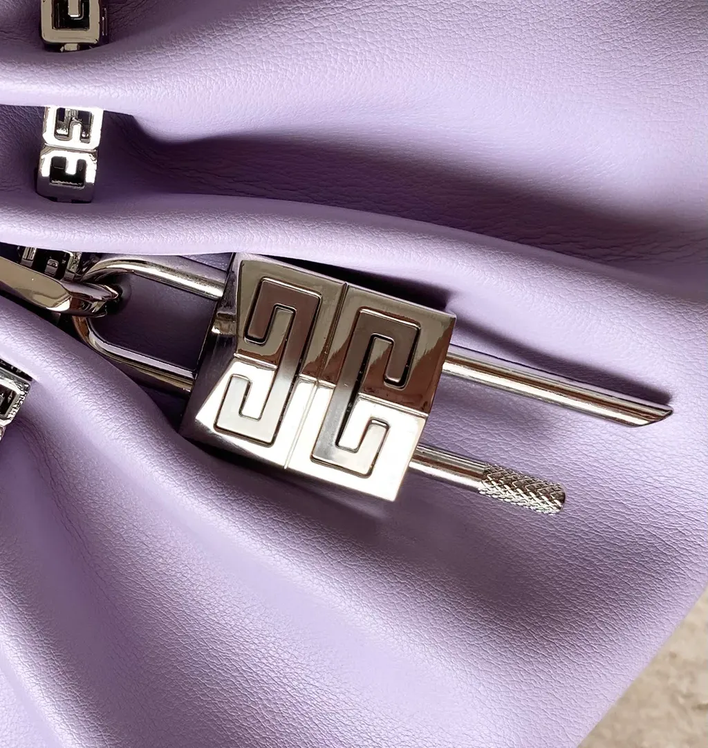 Сумки На Ремне Женские Givenchy 393487