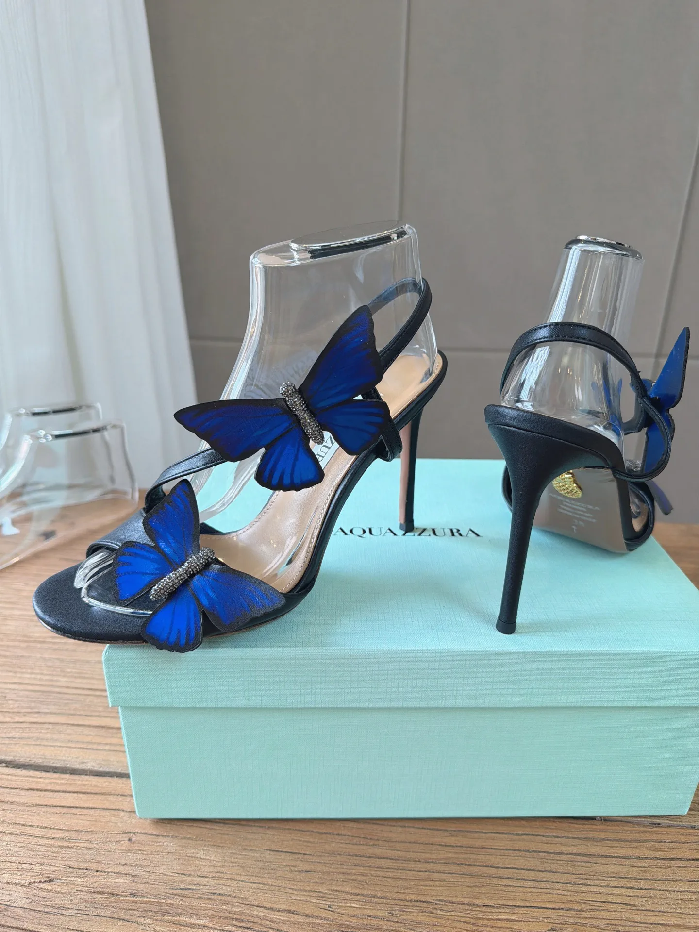 Босоножки Женские Aquazzura 17665042