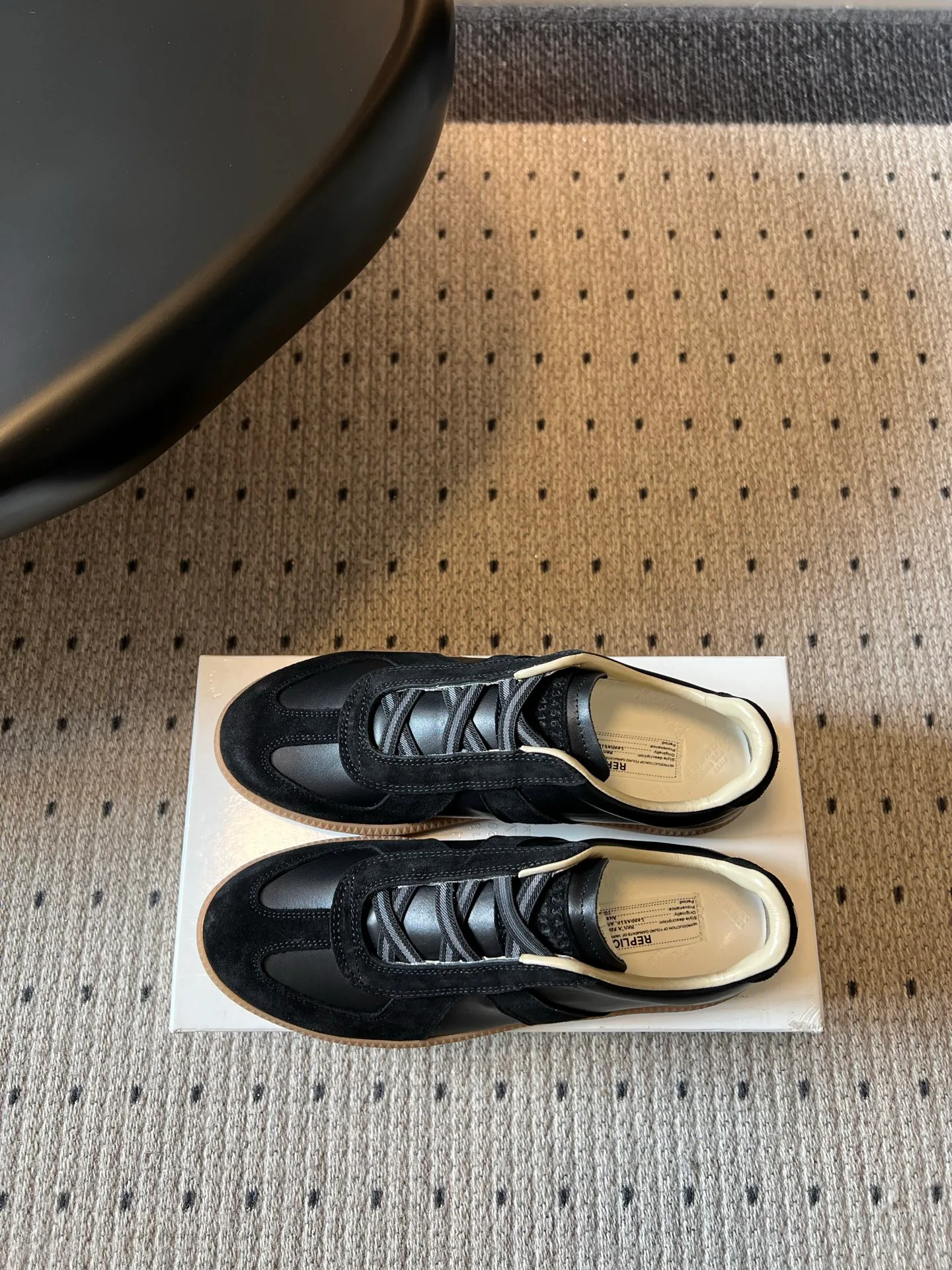 Кроссовки Женские Maison Margiela 17568940