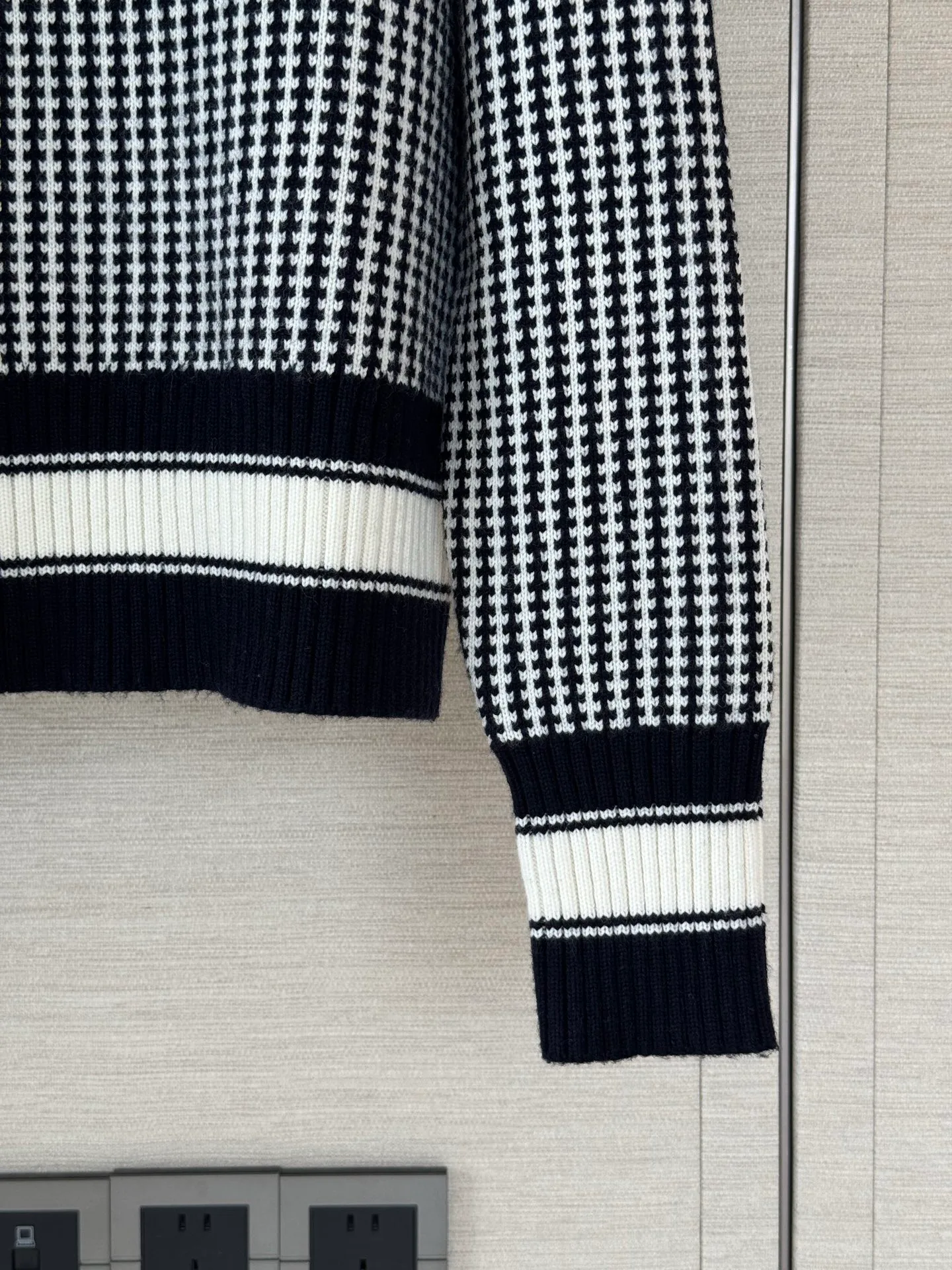 Джемперы И Свитеры Женские Chanel 19579621