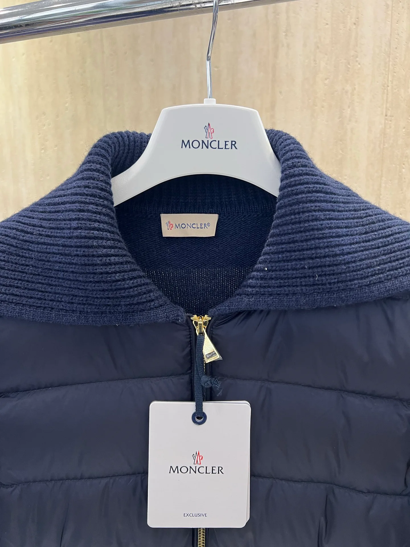 Куртки И Пуховики Женские Moncler 19185292
