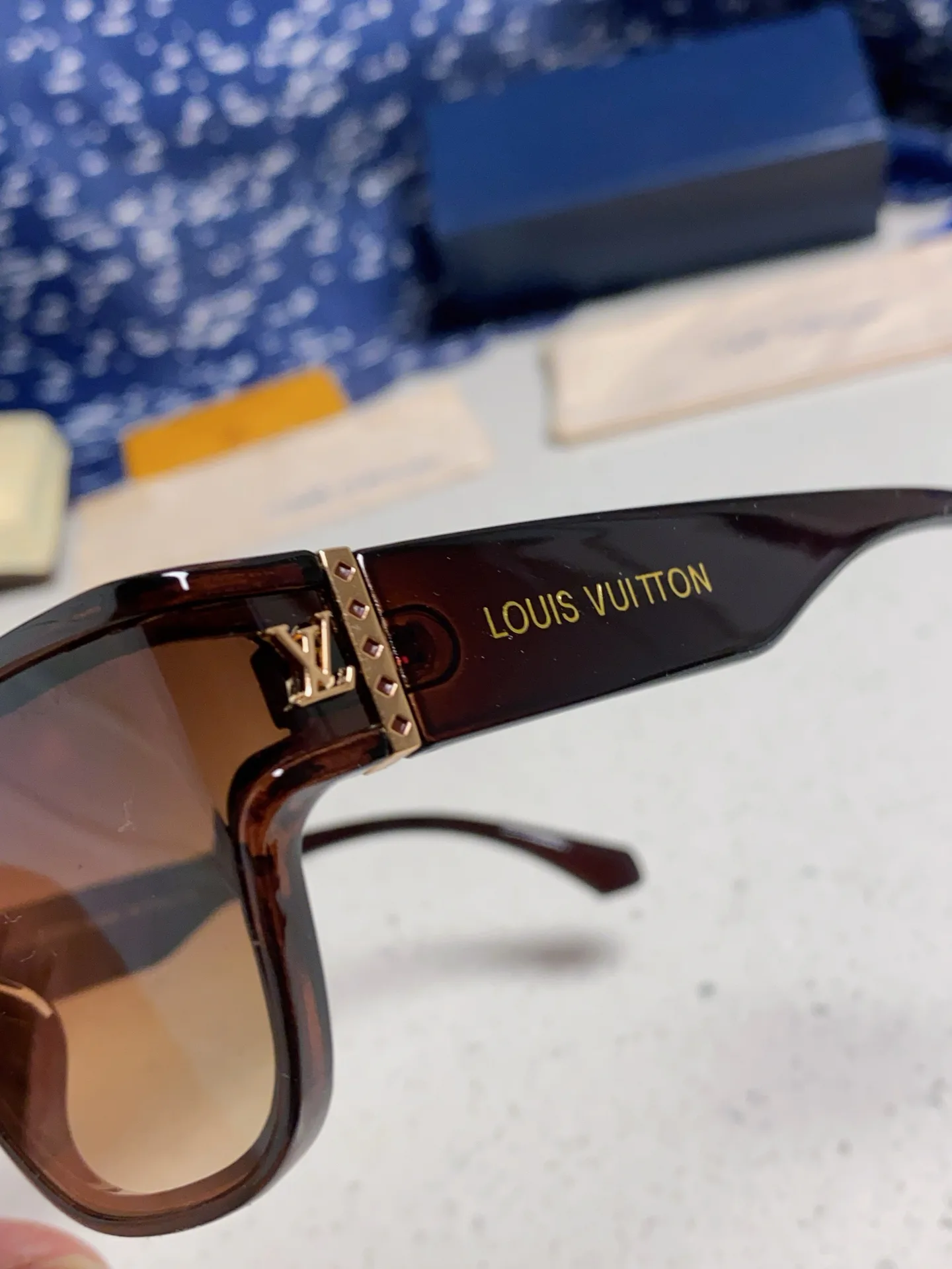 Очки Louis Vuitton 10842030