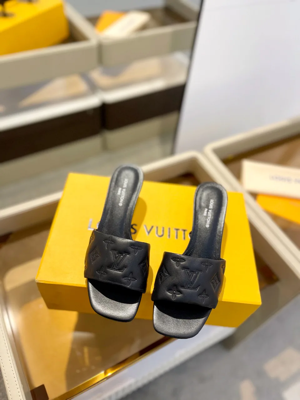 Сандалии Женские Louis Vuitton 9865394