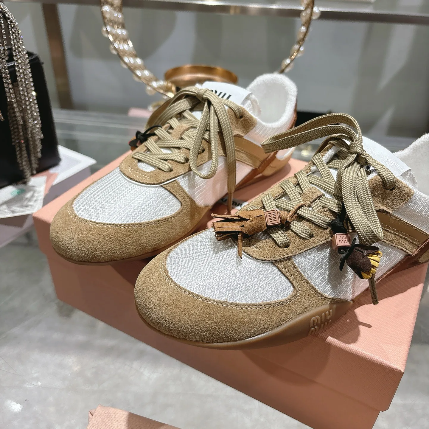 Кроссовки Женские Miu Miu 11019610