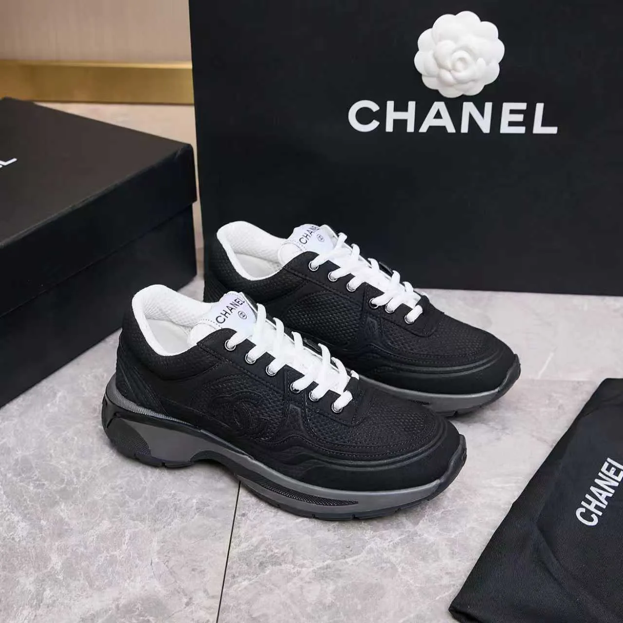 Кроссовки Женские Chanel 10515986