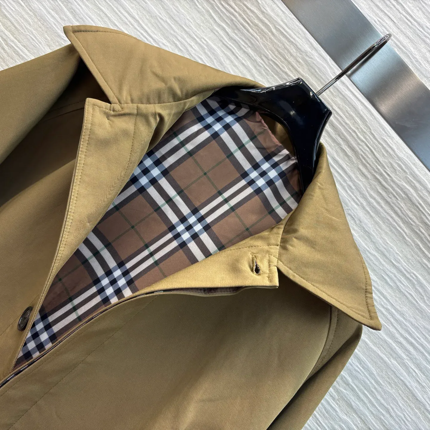 Кожаные Куртки И Дублёнки Женские Burberry 18043