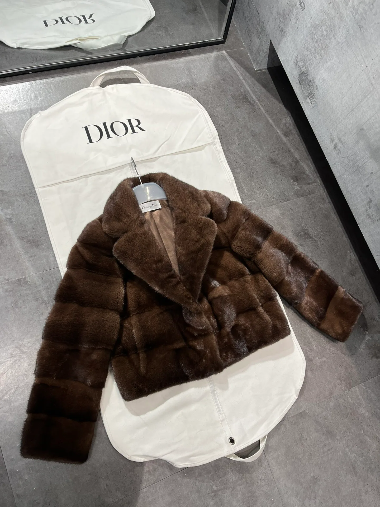 Шубы Женские Christian Dior 567430