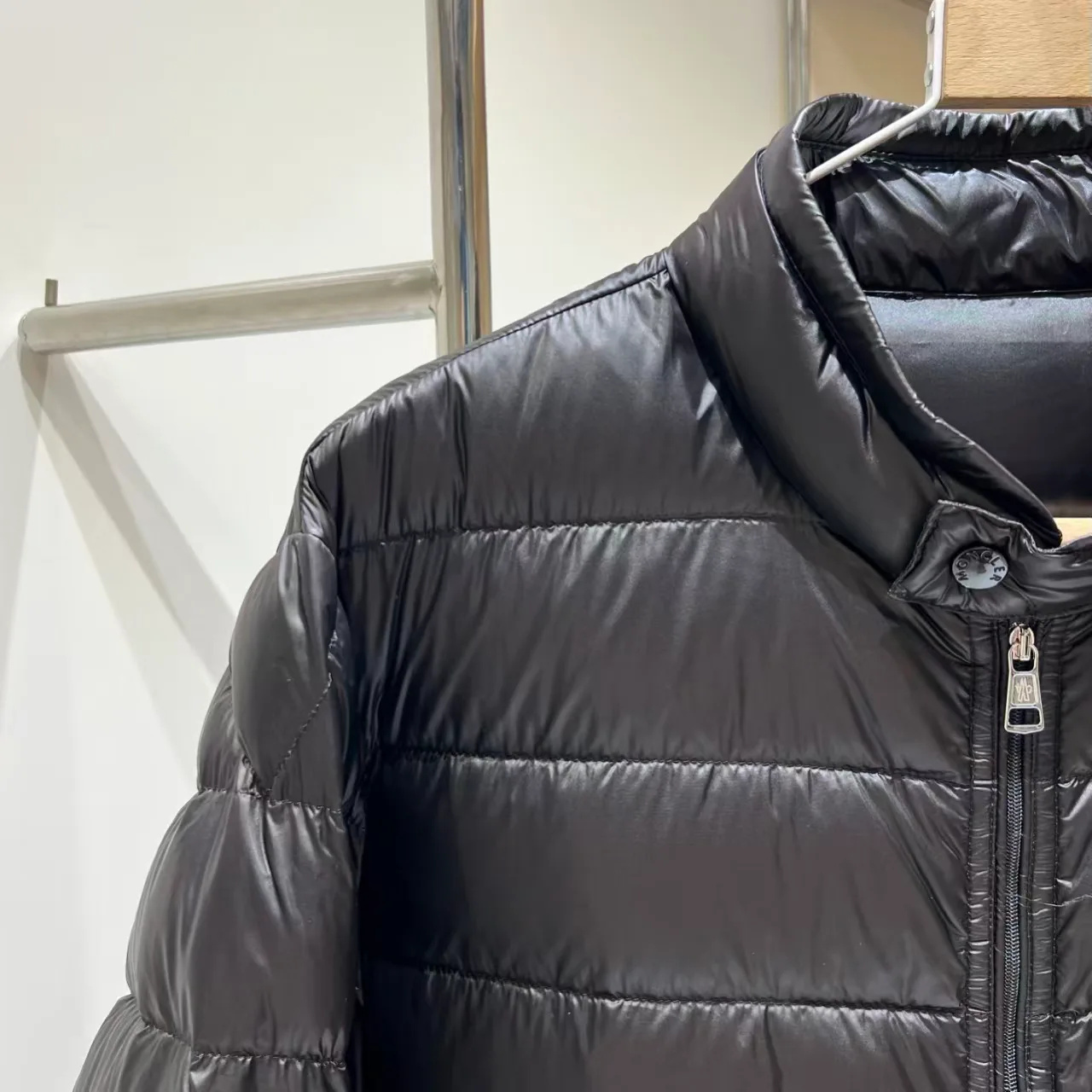 Куртки И Пуховики Женские Moncler 18131407