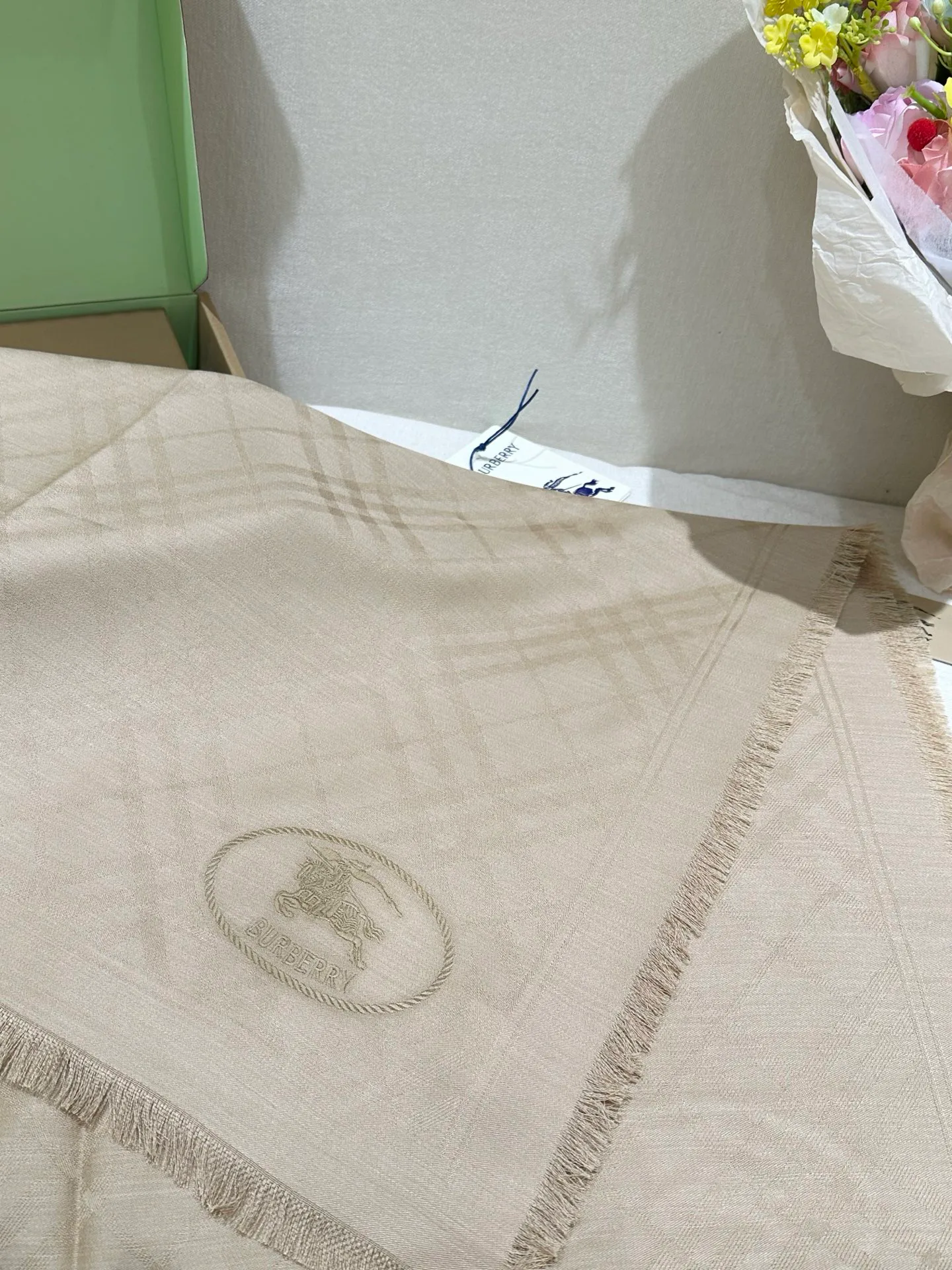 Шарфы Burberry 17916810