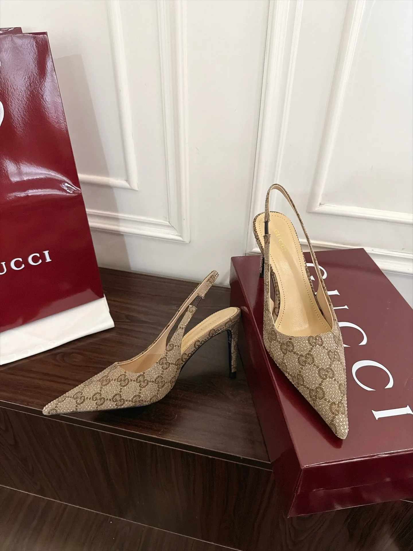 Туфли Женские Gucci 19314665