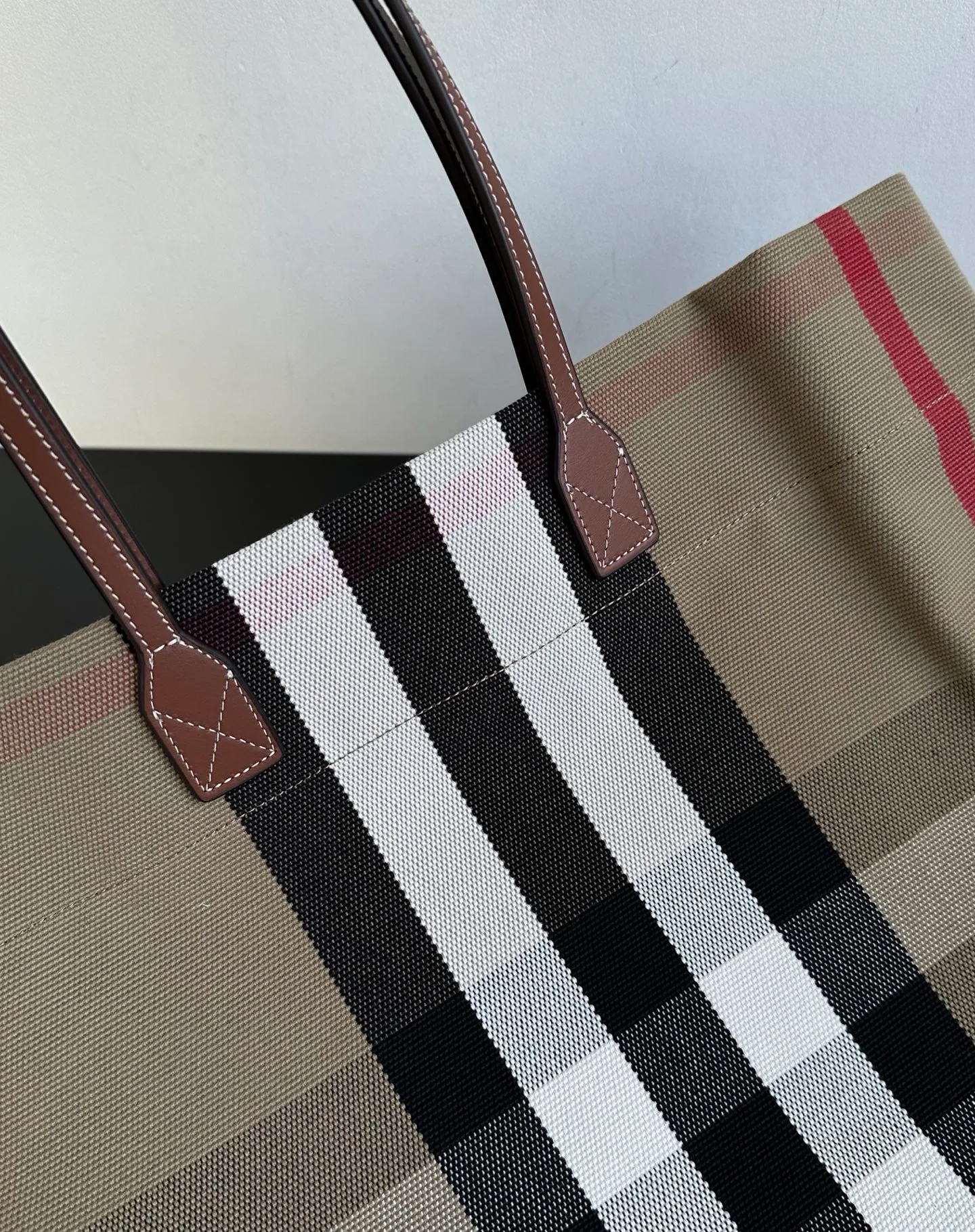 Классические Сумки Женские Burberry 18052791