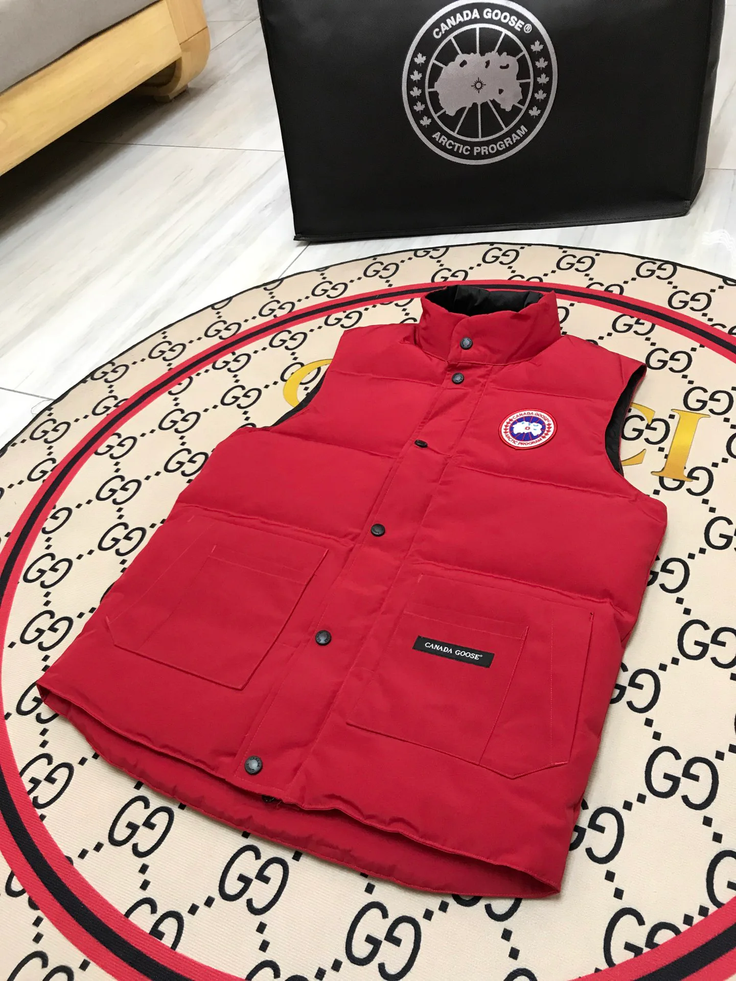 Жилеты Женские Canada Goose 1294362