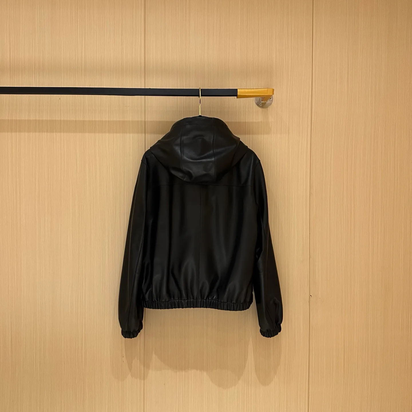 Кожаные Куртки И Дублёнки Женские Loro Piana 11511520