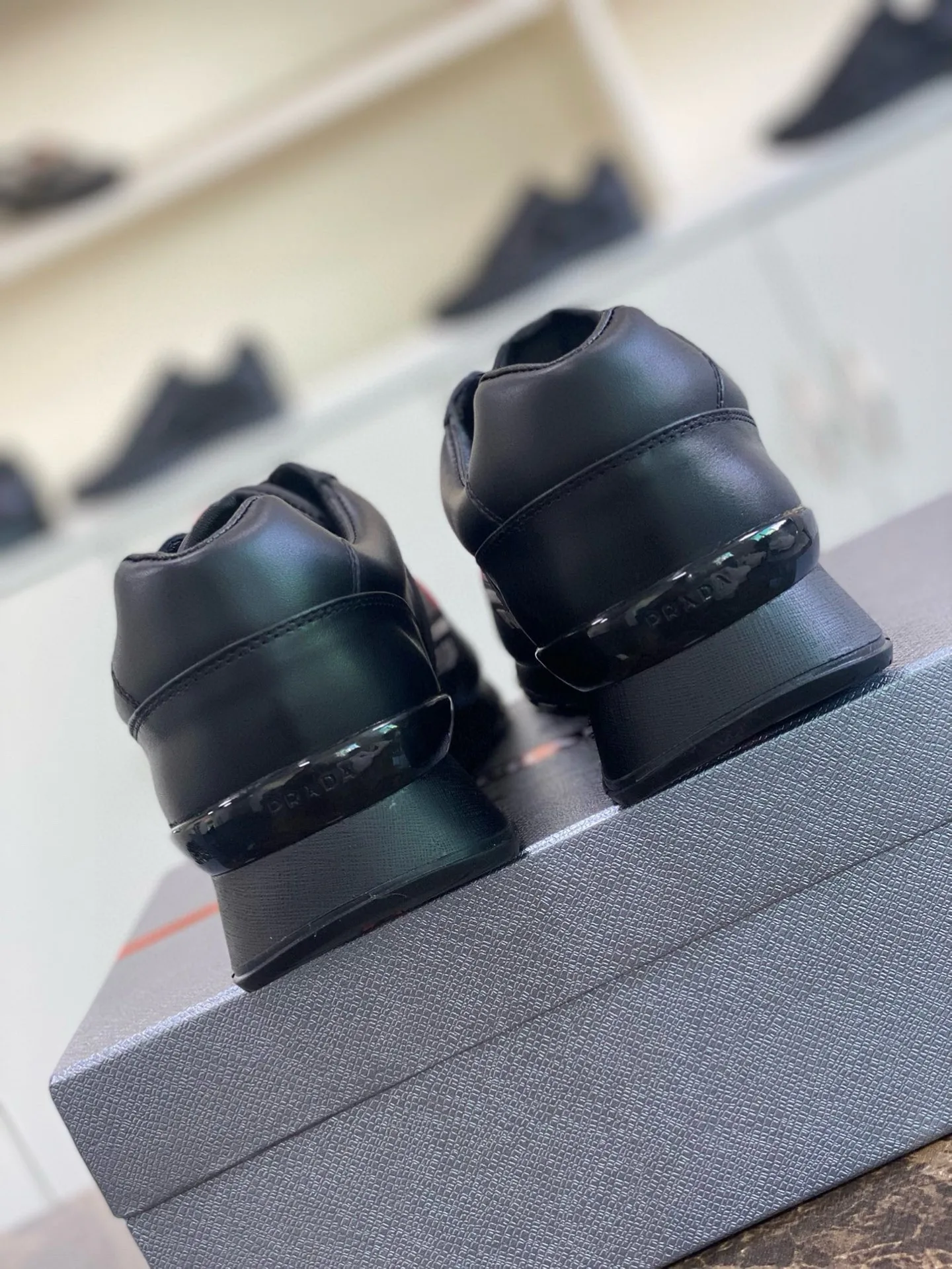 Кроссовки Мужские Prada 6264173