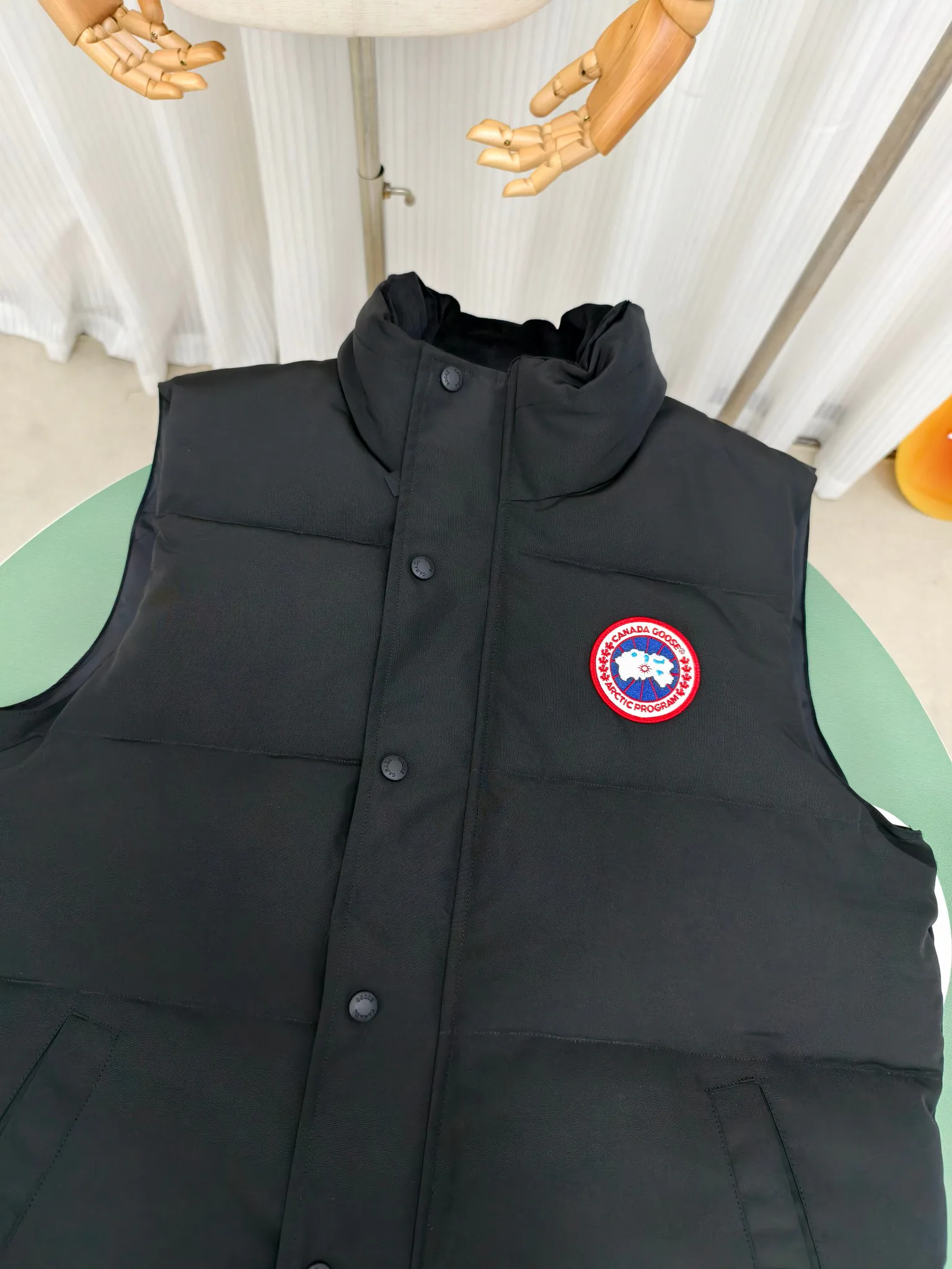 Жилеты Женские Canada Goose 1773255