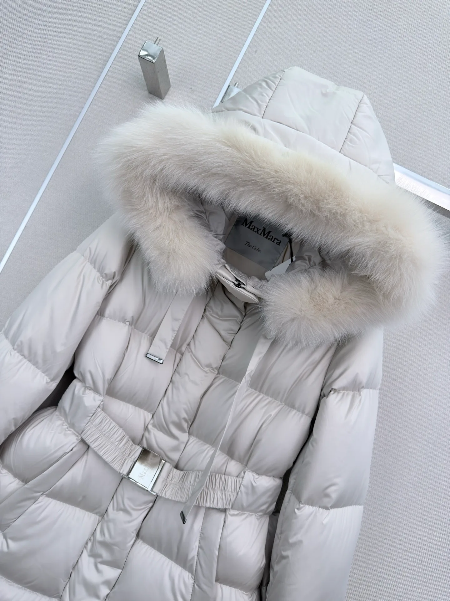 Куртки И Пуховики Женские Max Mara 18056362