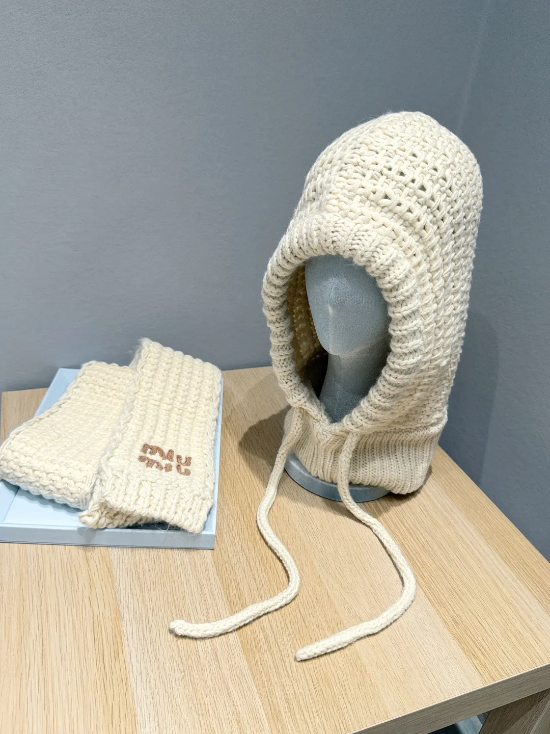 Головные Уборы Miu Miu 1586306