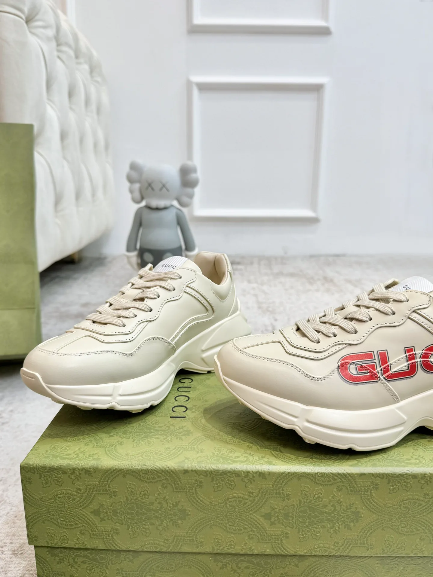 Кроссовки Женские Gucci 375858