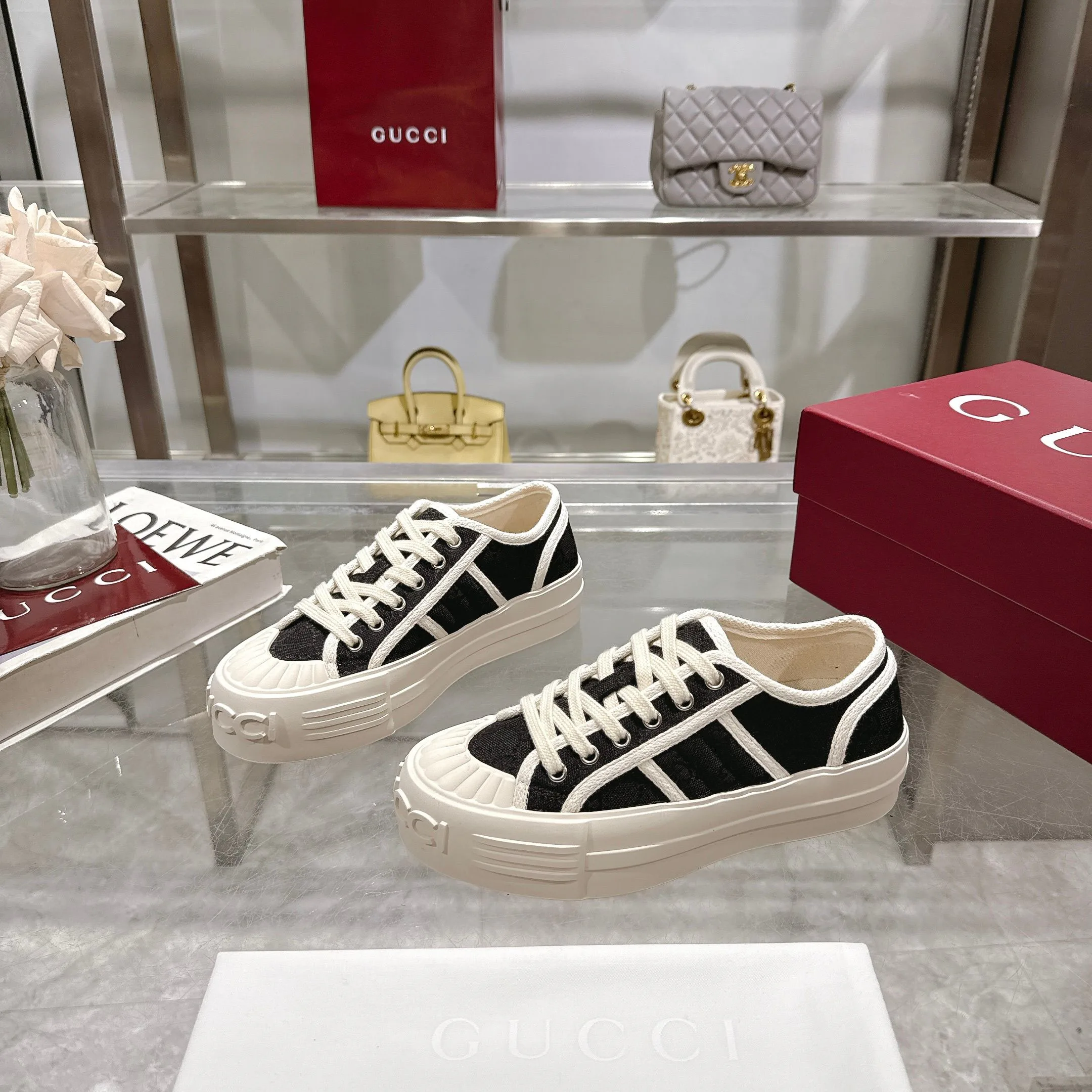 Кроссовки Женские Gucci 13080163