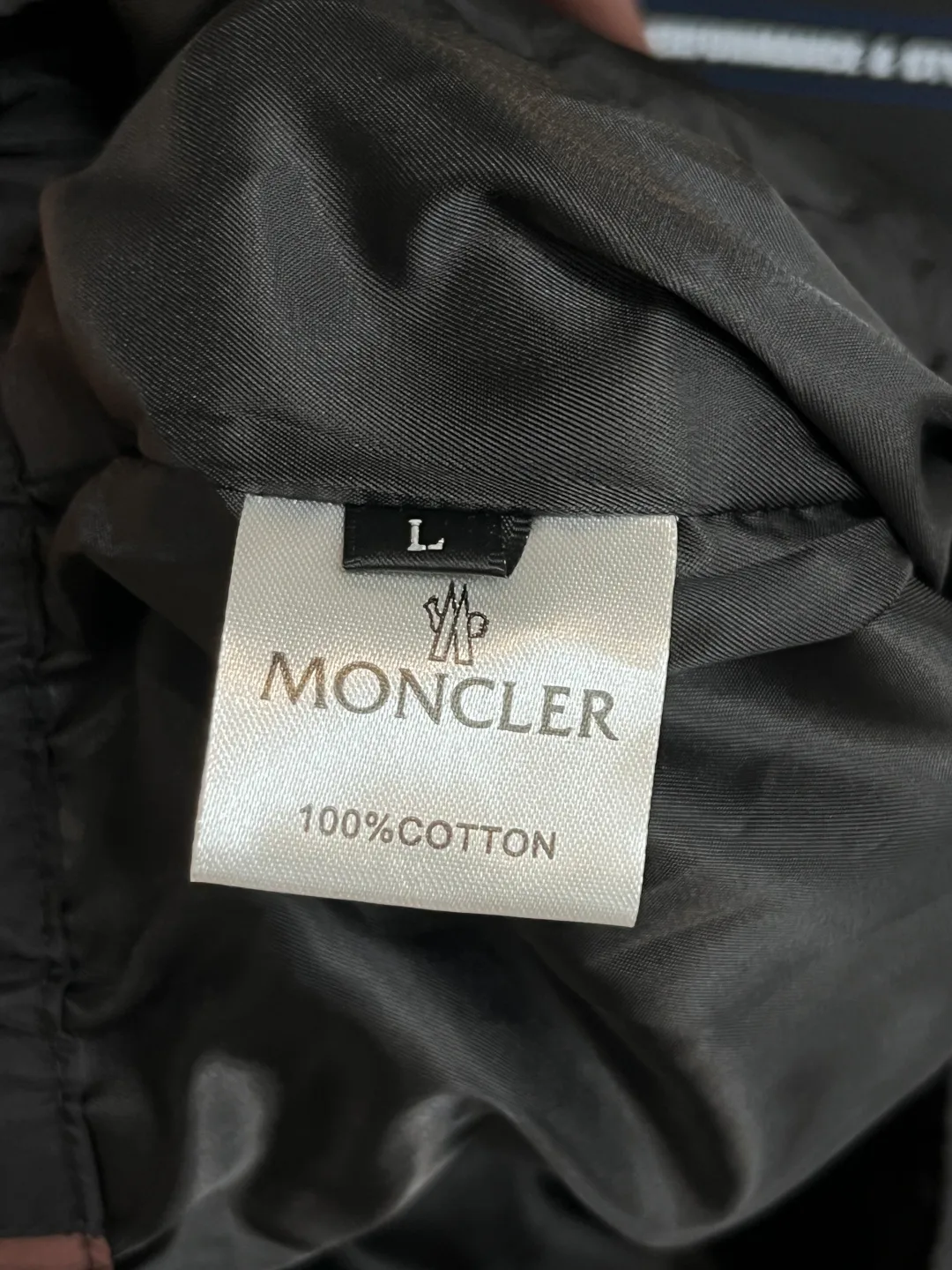 Куртки И Пуховики Мужские Moncler 11000527