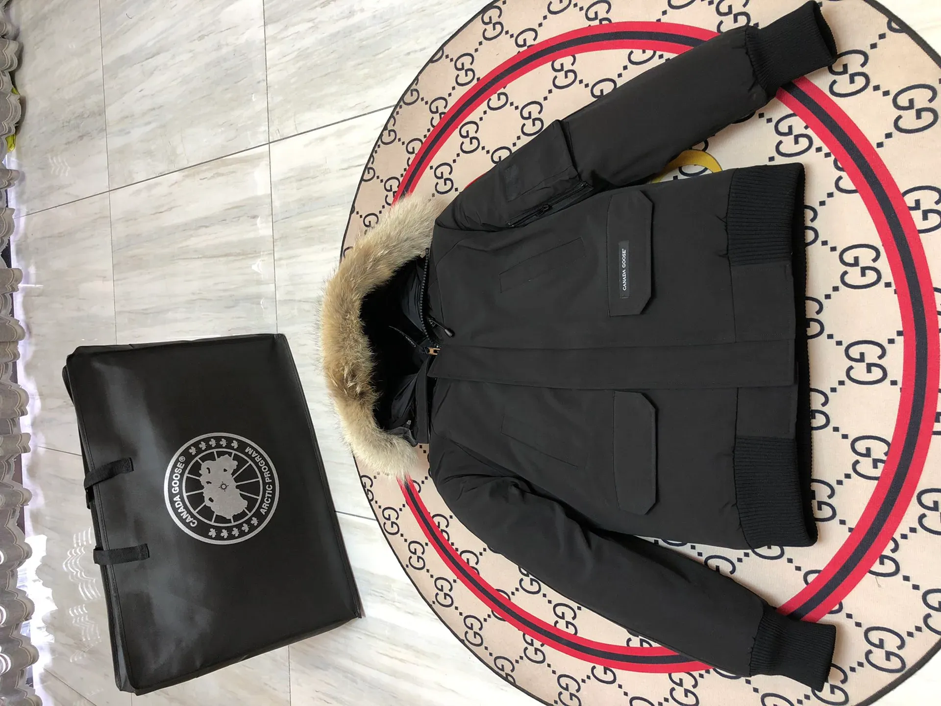 Куртки И Пуховики Женские Canada Goose 3153887