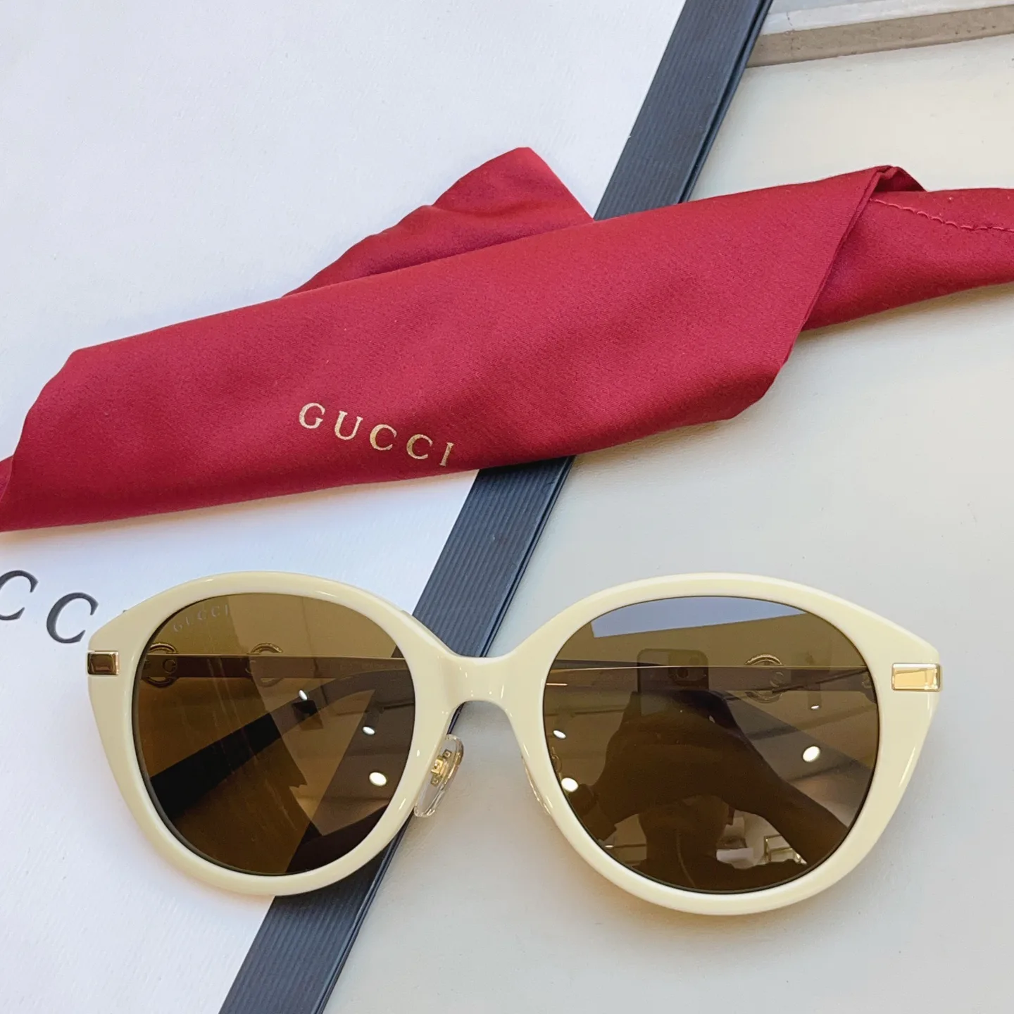 Очки Gucci 10842060