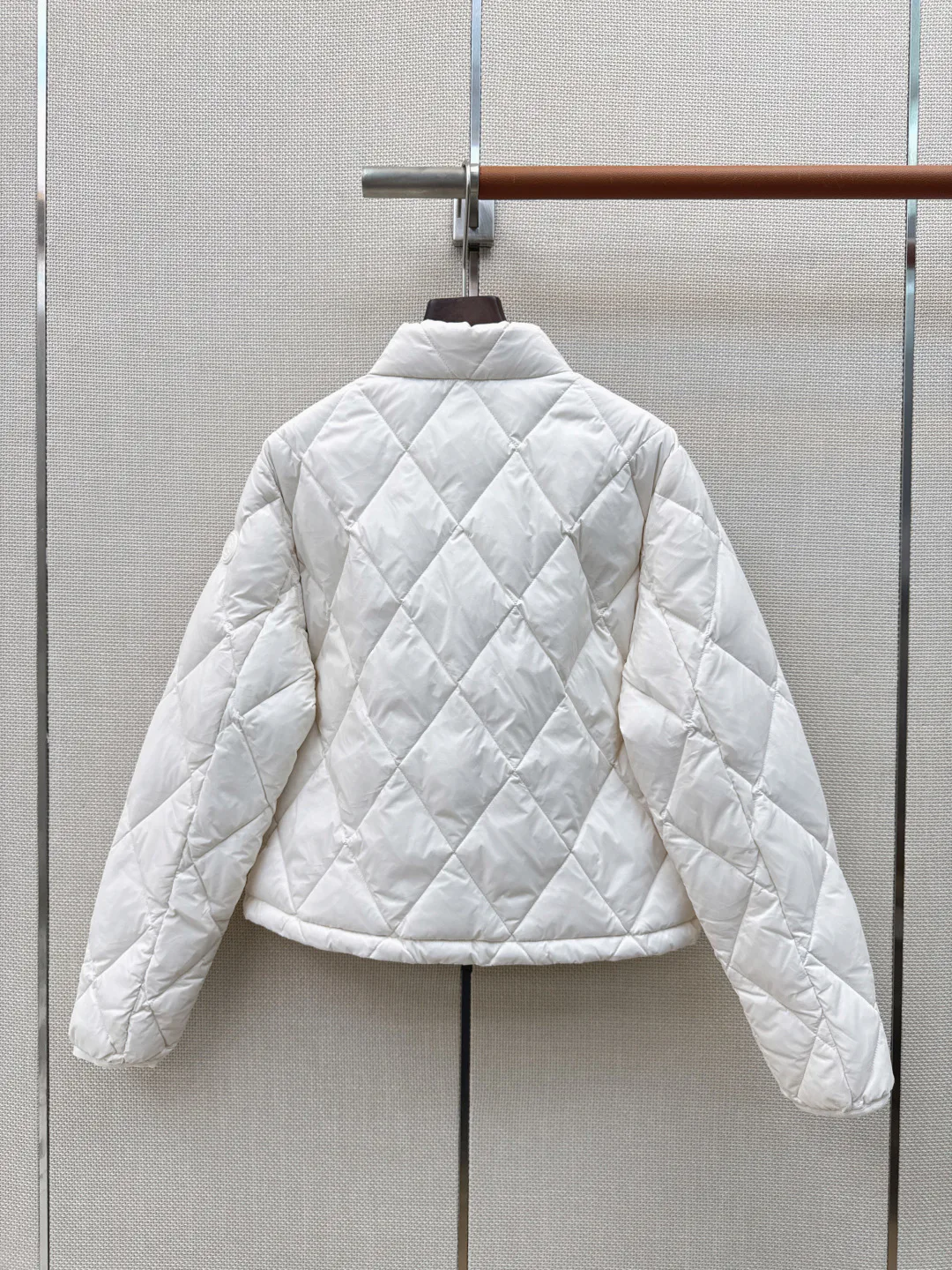 Куртки И Пуховики Женские Burberry 18225571