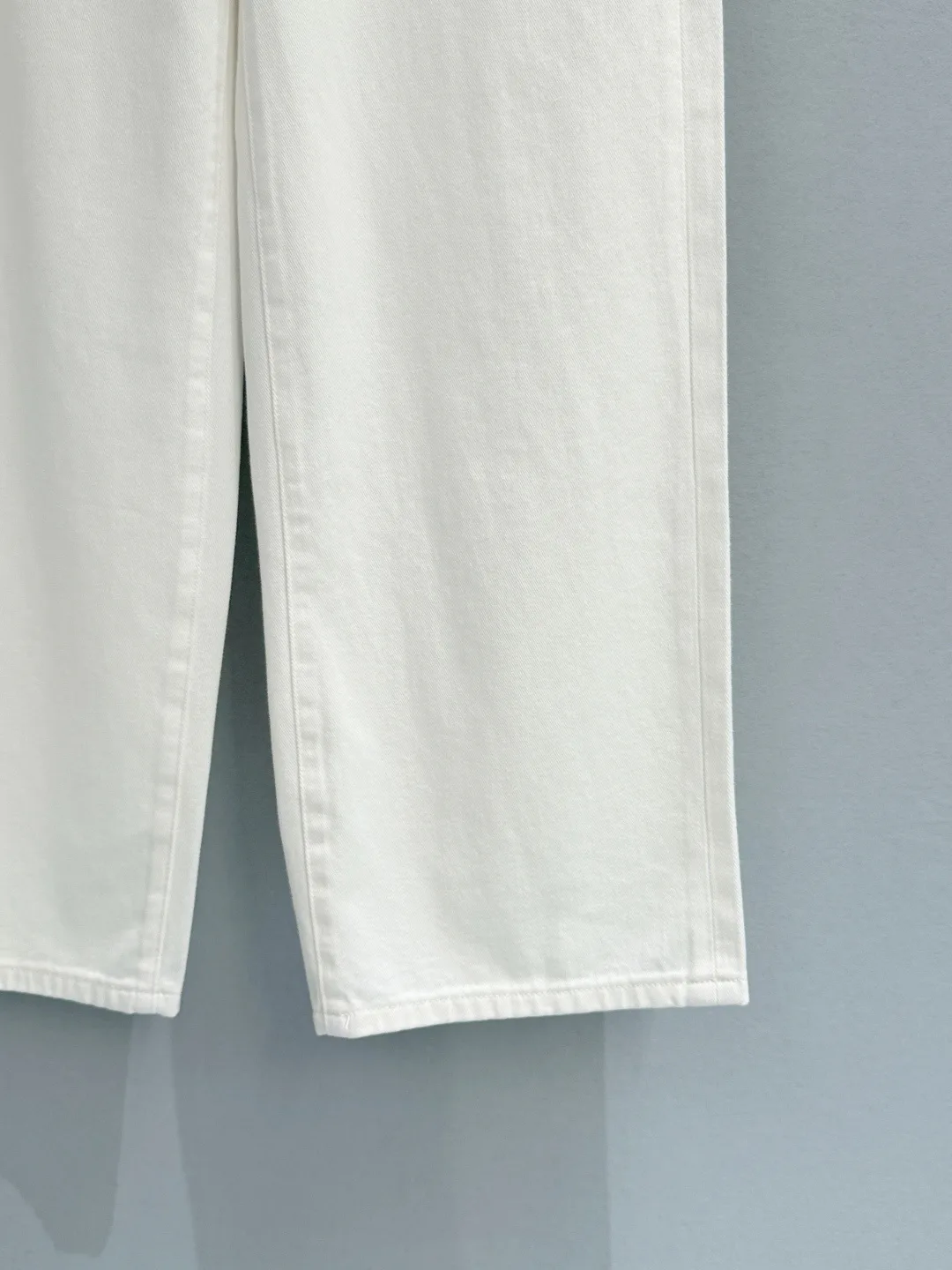 Джинсы Женские The Row 11778647