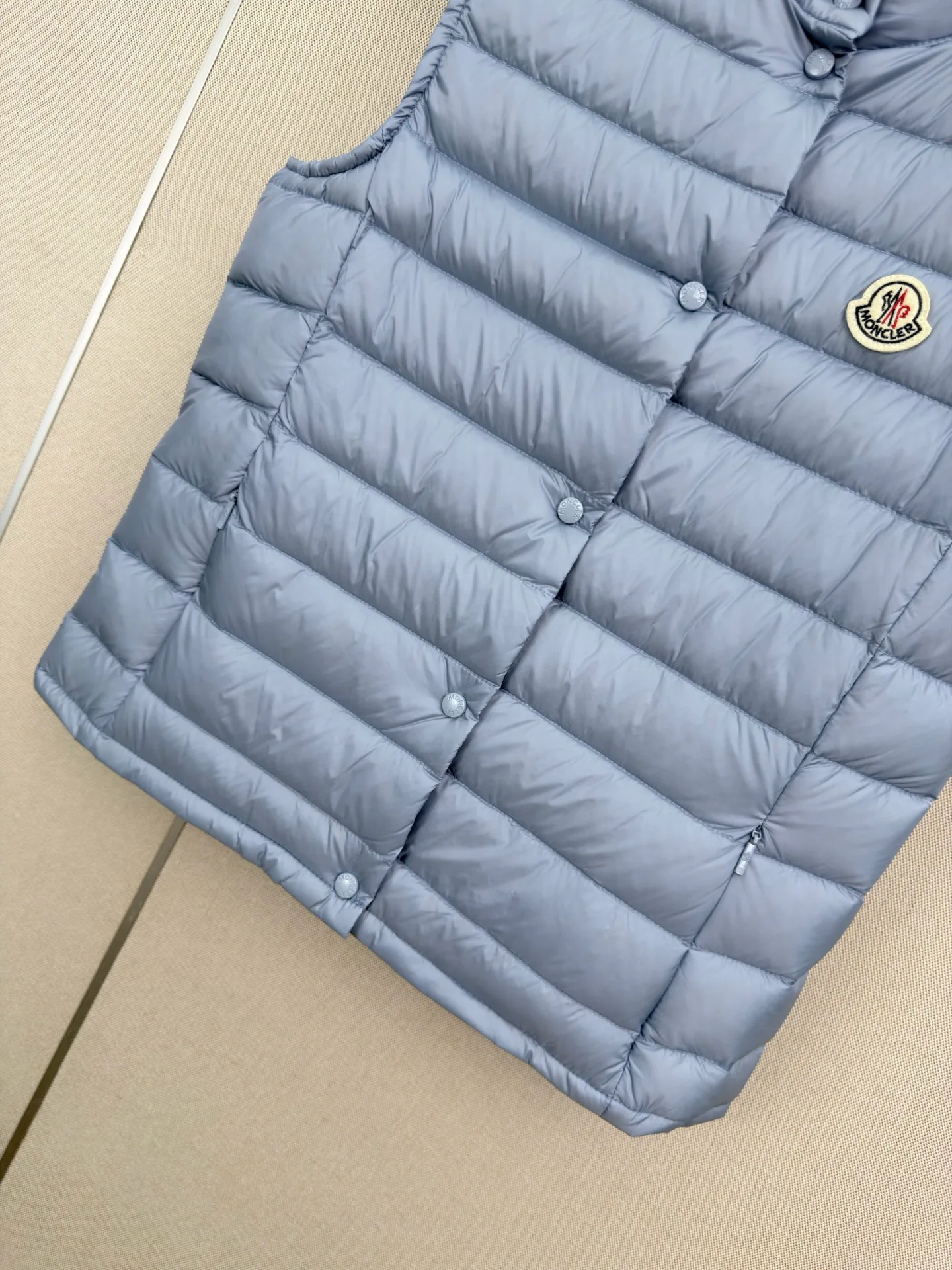 Куртки И Пуховики Женские Moncler 18108521