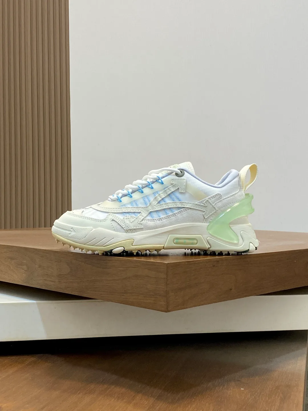 Кроссовки Женские Off-White 12842873