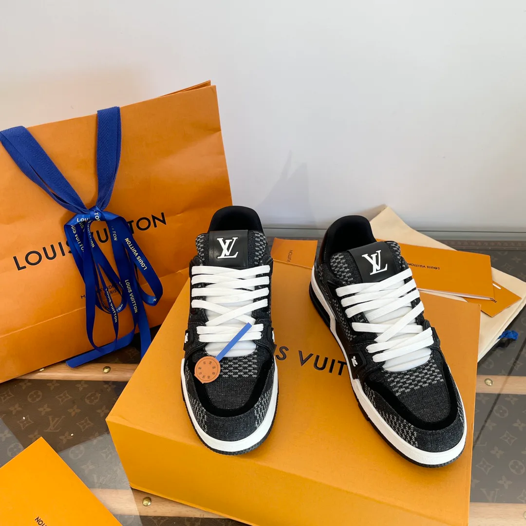 Кроссовки Женские Louis Vuitton 3483470