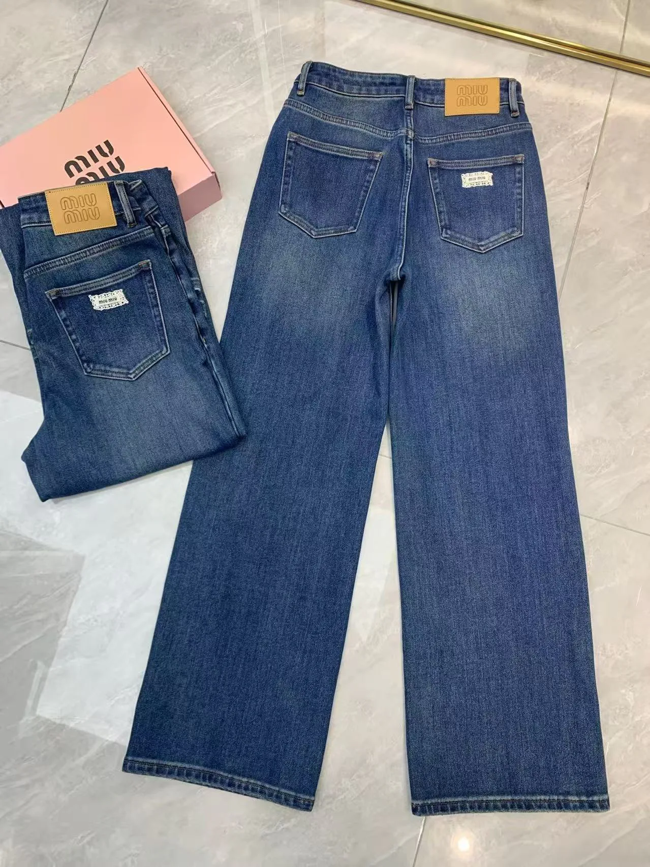 Джинсы Женские Miu Miu 19313503