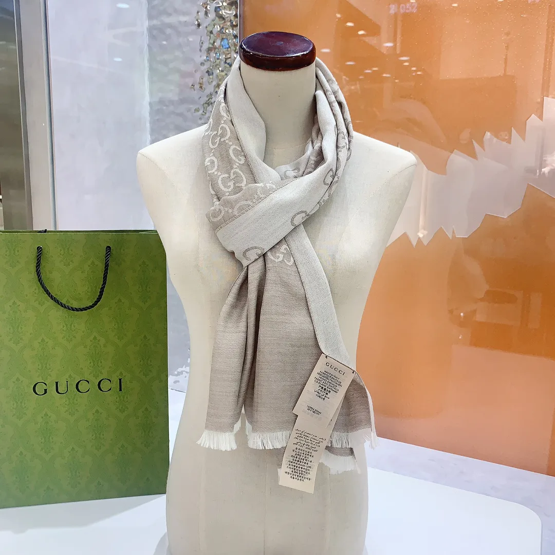 Шарфы Gucci 57128