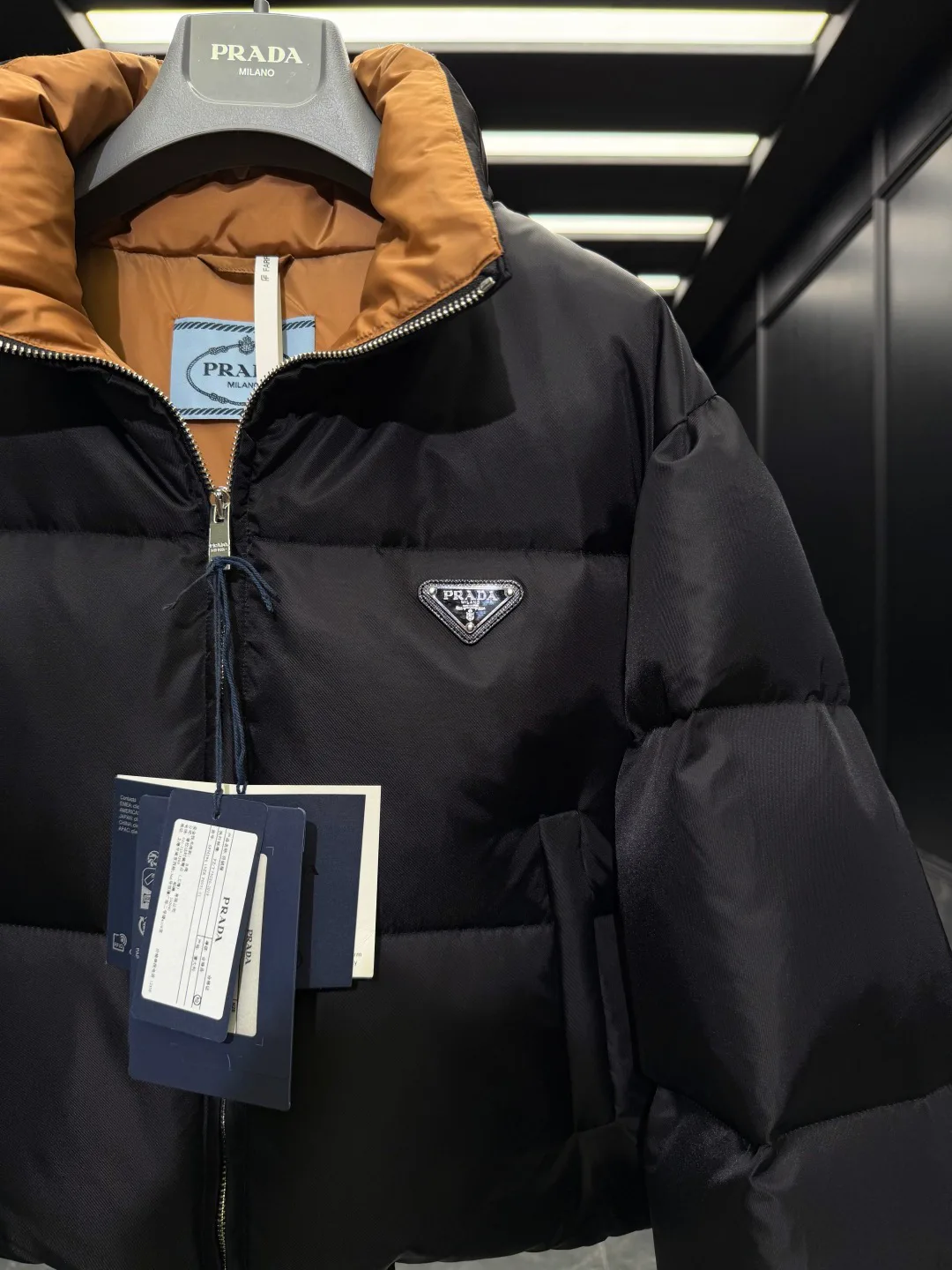 Куртки И Пуховики Женские Prada 19199076