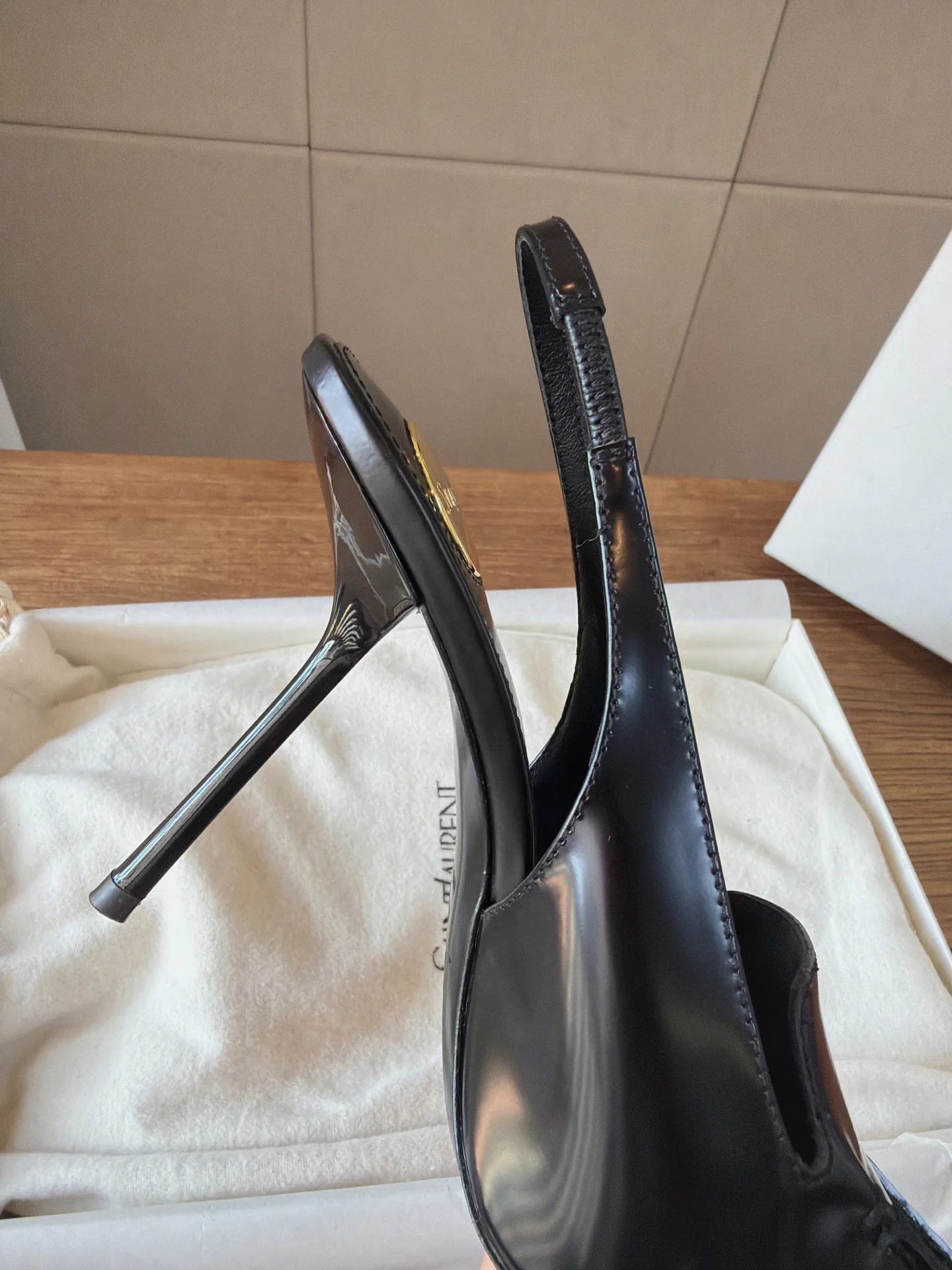 Туфли Женские Saint Laurent 19416031