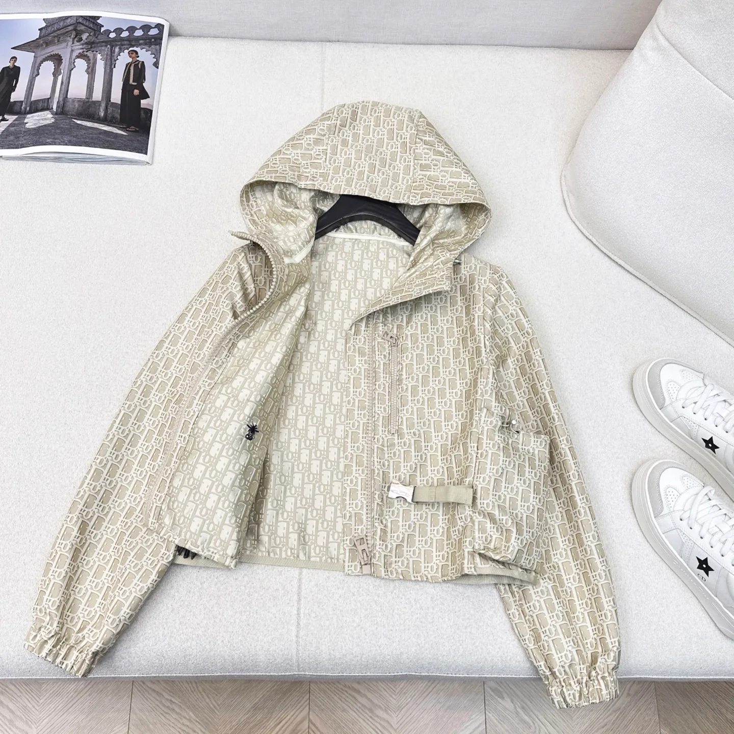 Куртки И Пуховики Женские Christian Dior 59449