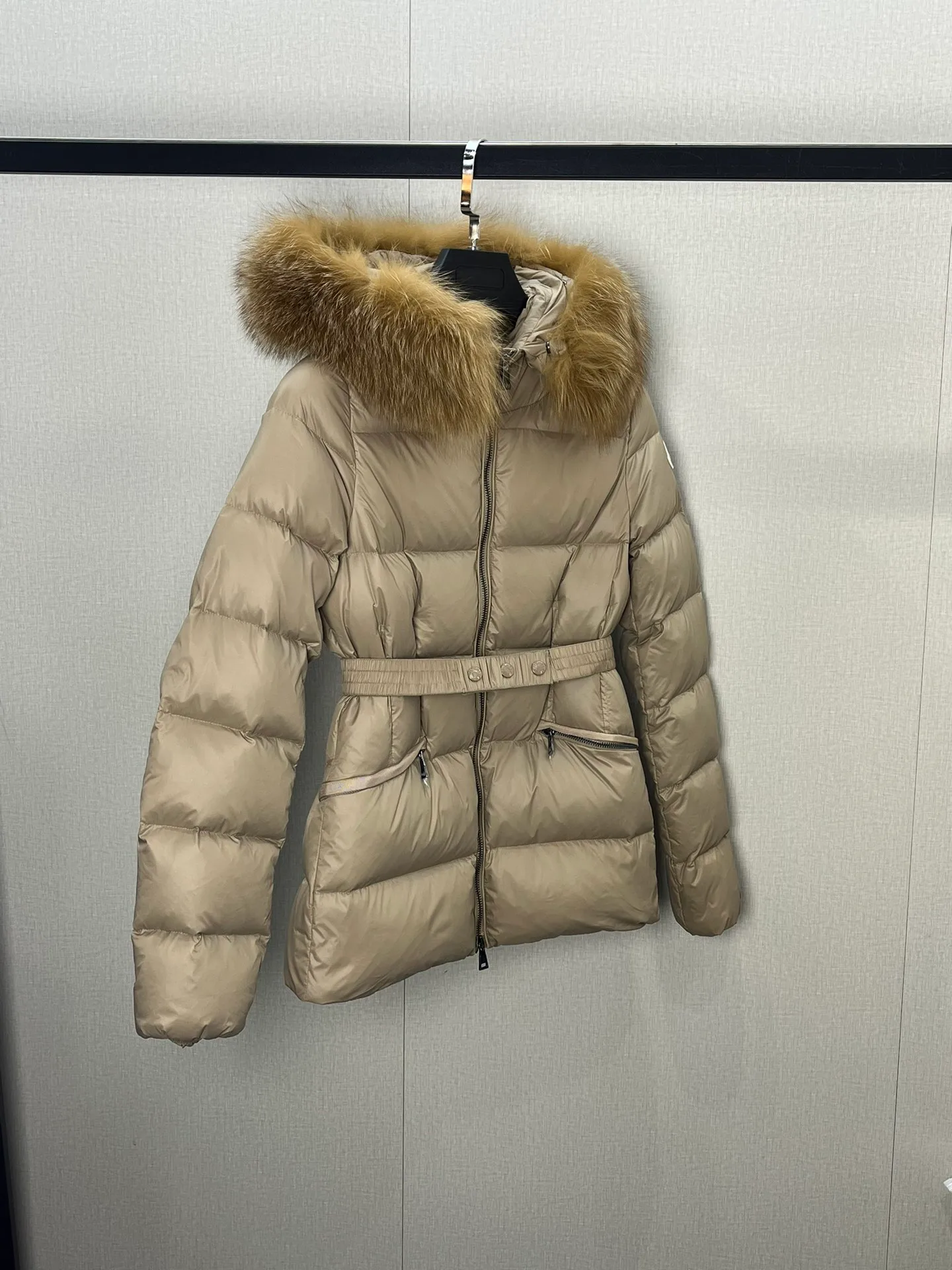 Куртки И Пуховики Женские Moncler 18130057