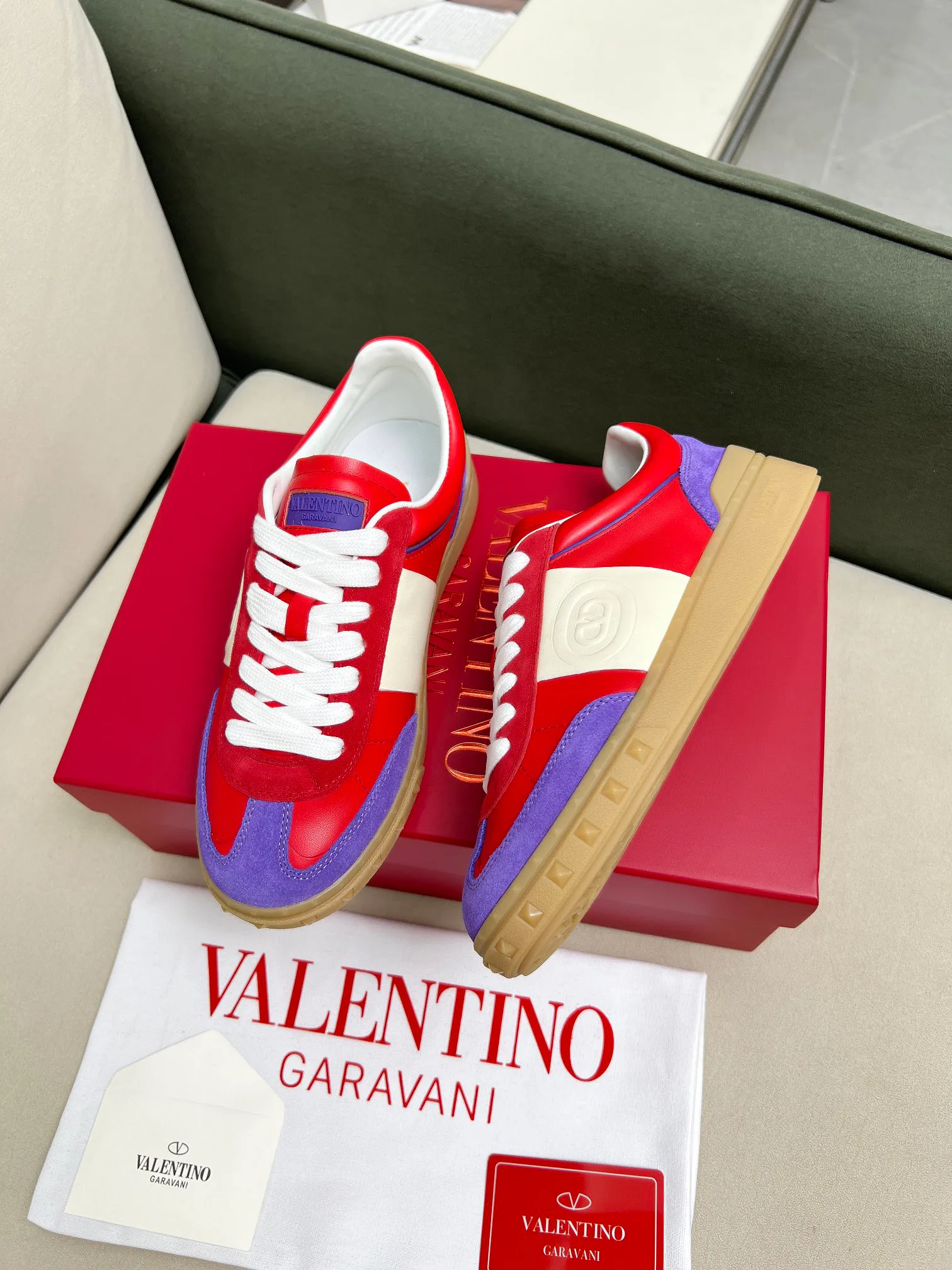 Кроссовки Женские Valentino 3936