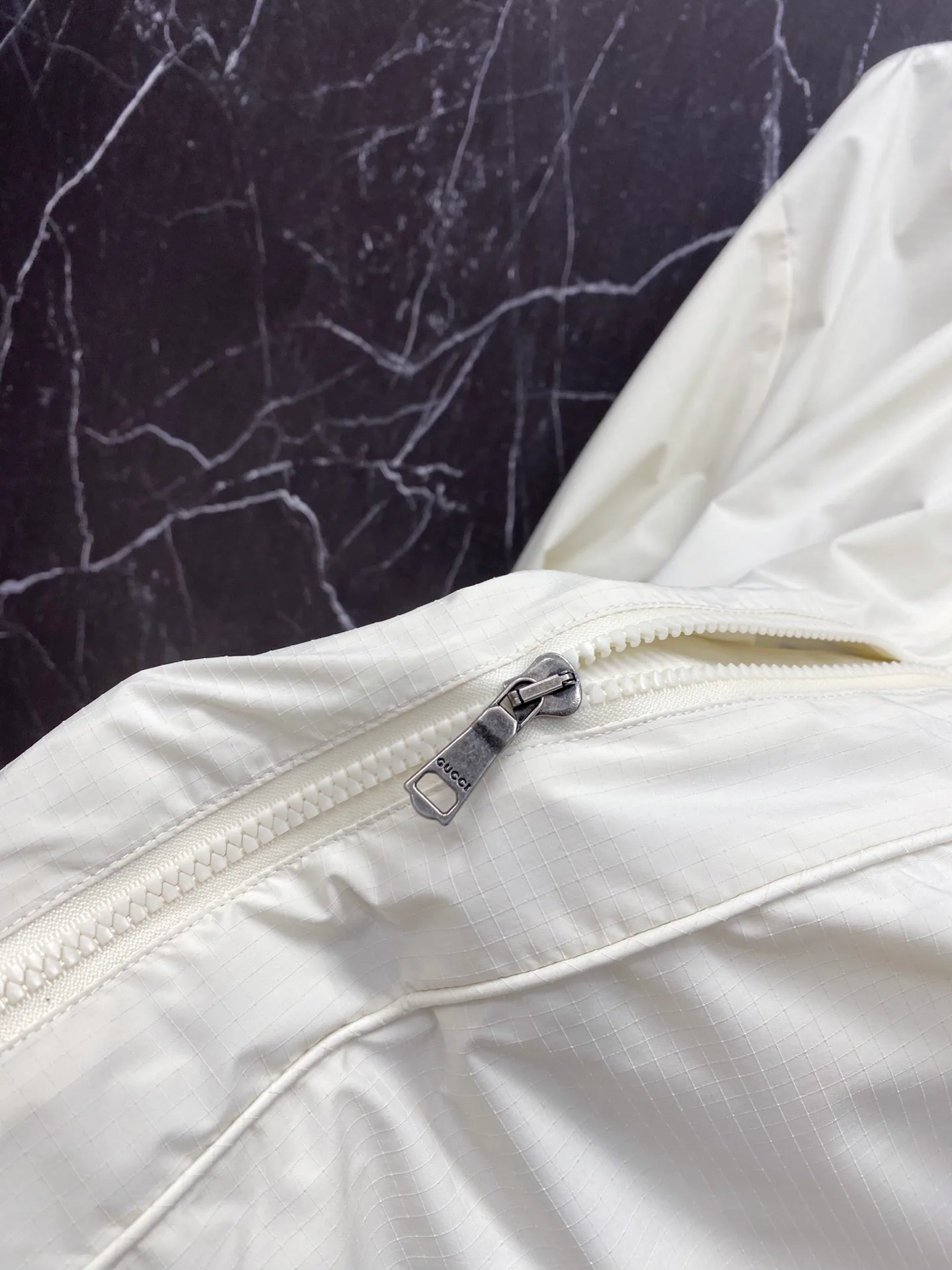 Куртки И Пуховики Мужские Gucci 10163423