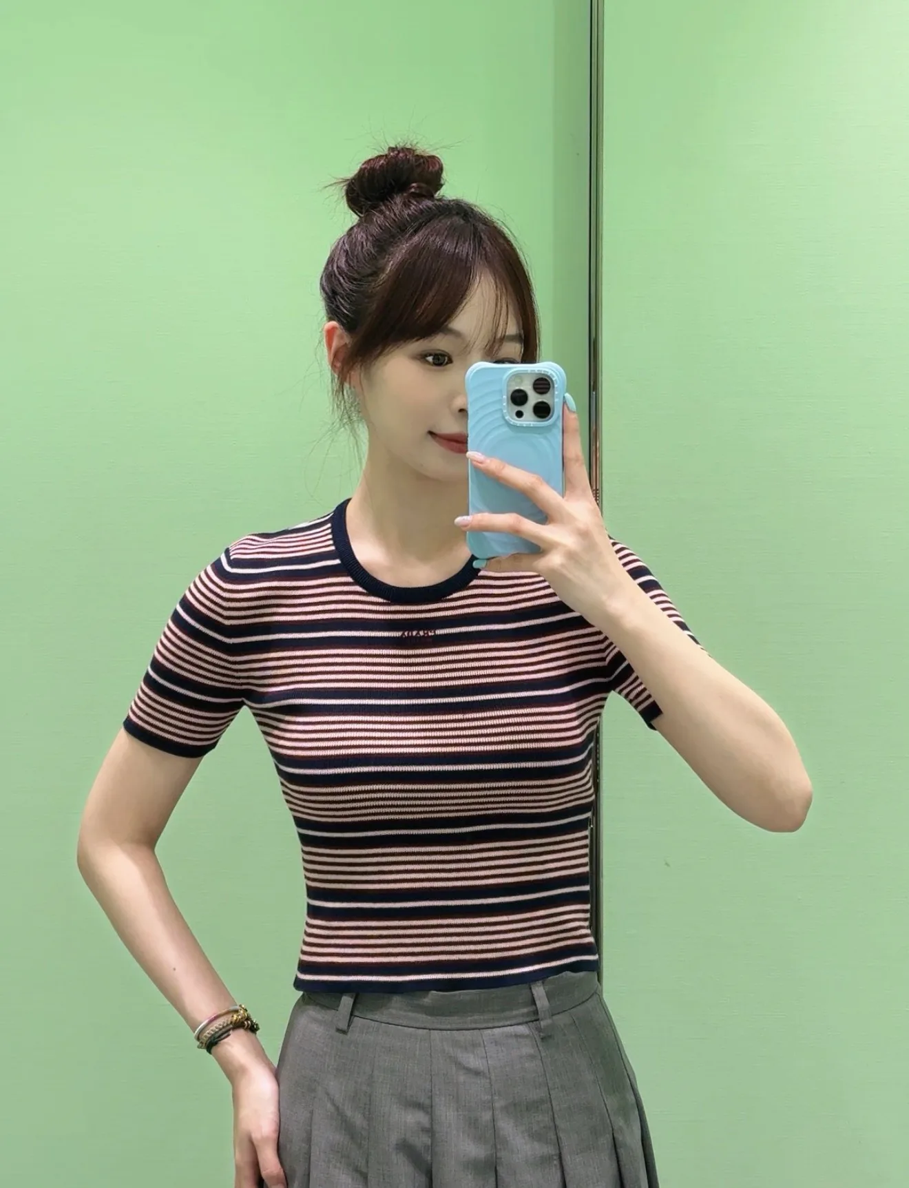 Футболки Женские Prada 13420719