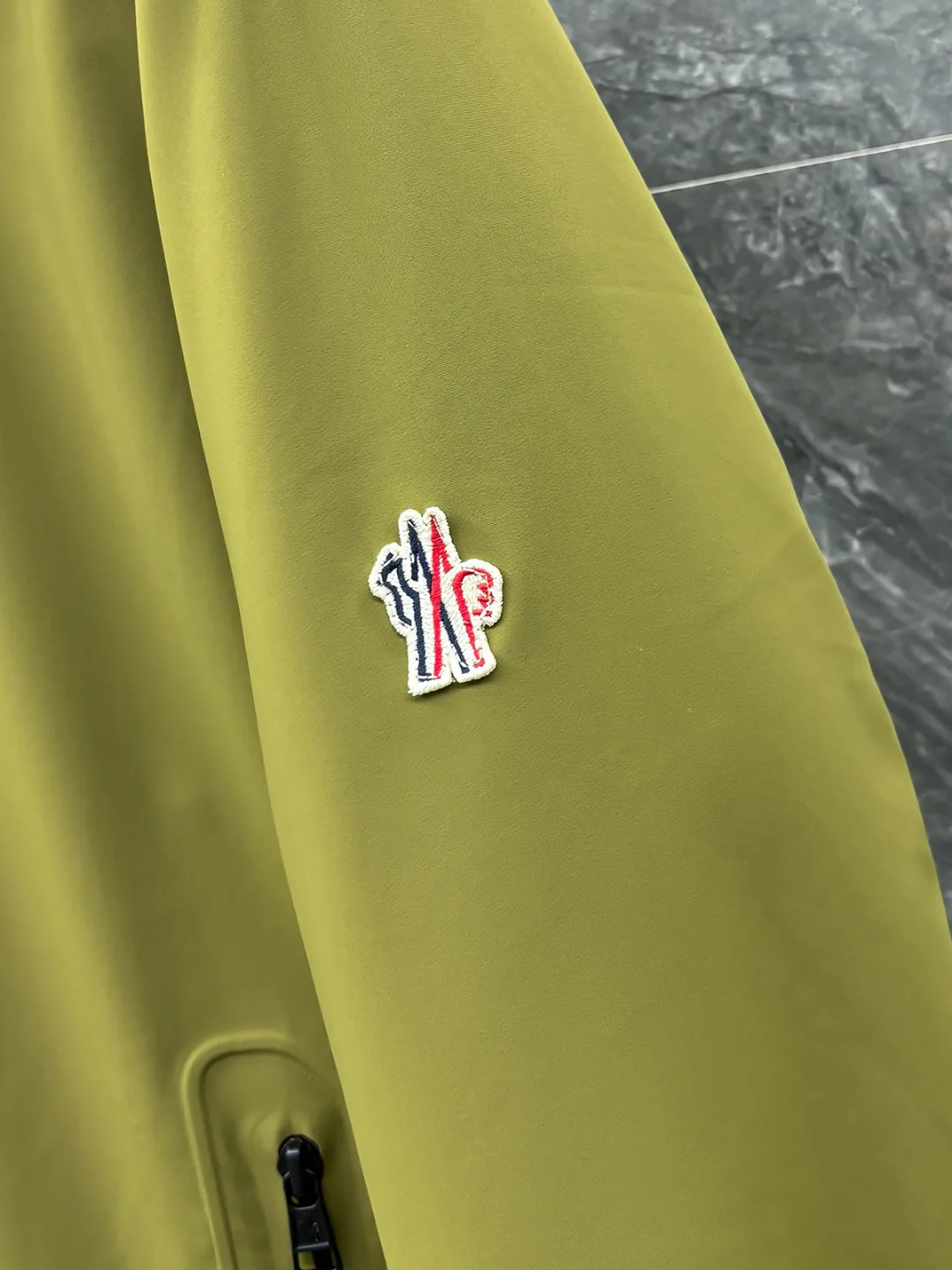 Куртки И Пуховики Мужские Moncler 342139