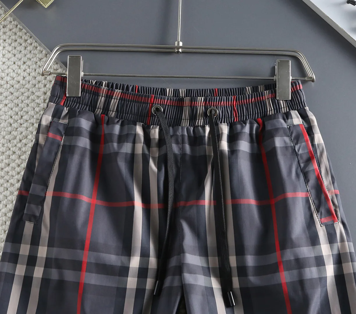 Шорты Мужские Burberry 18000496