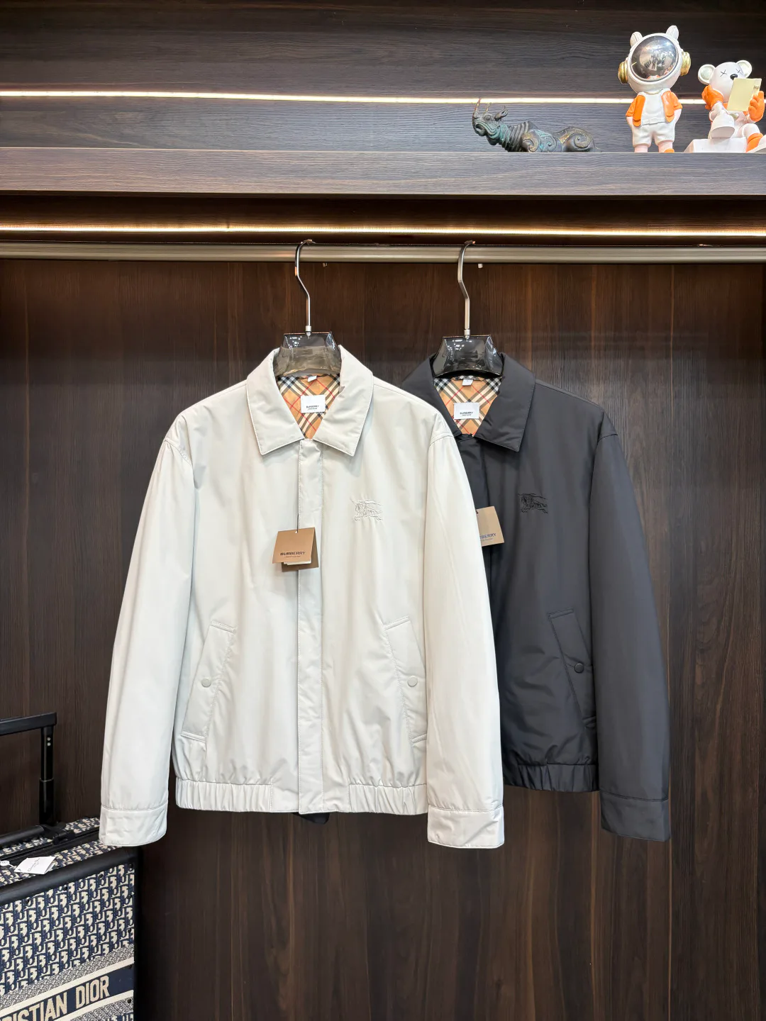 Куртки И Пуховики Женские Burberry 18157287