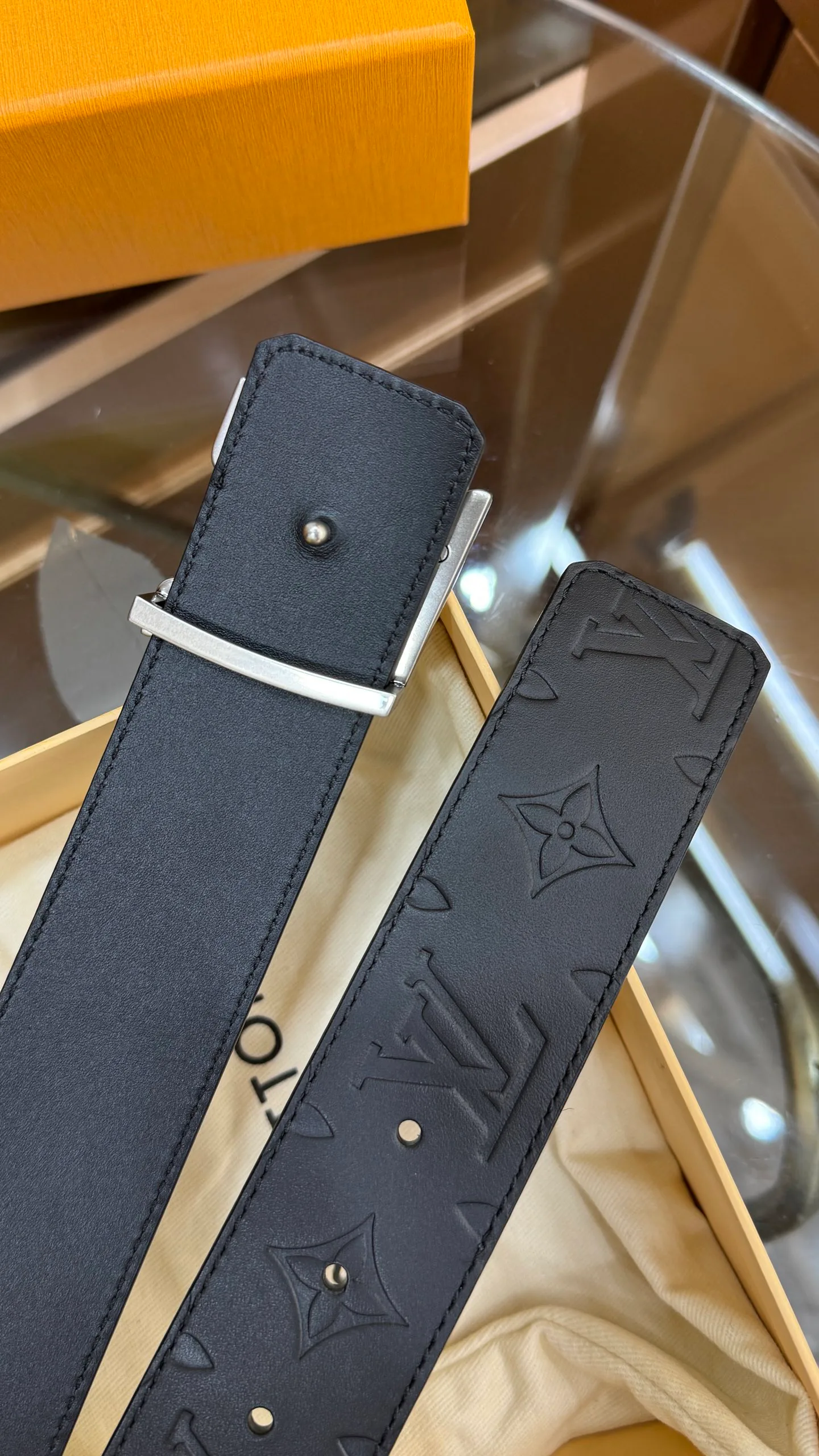 Ремни Louis Vuitton 14066143