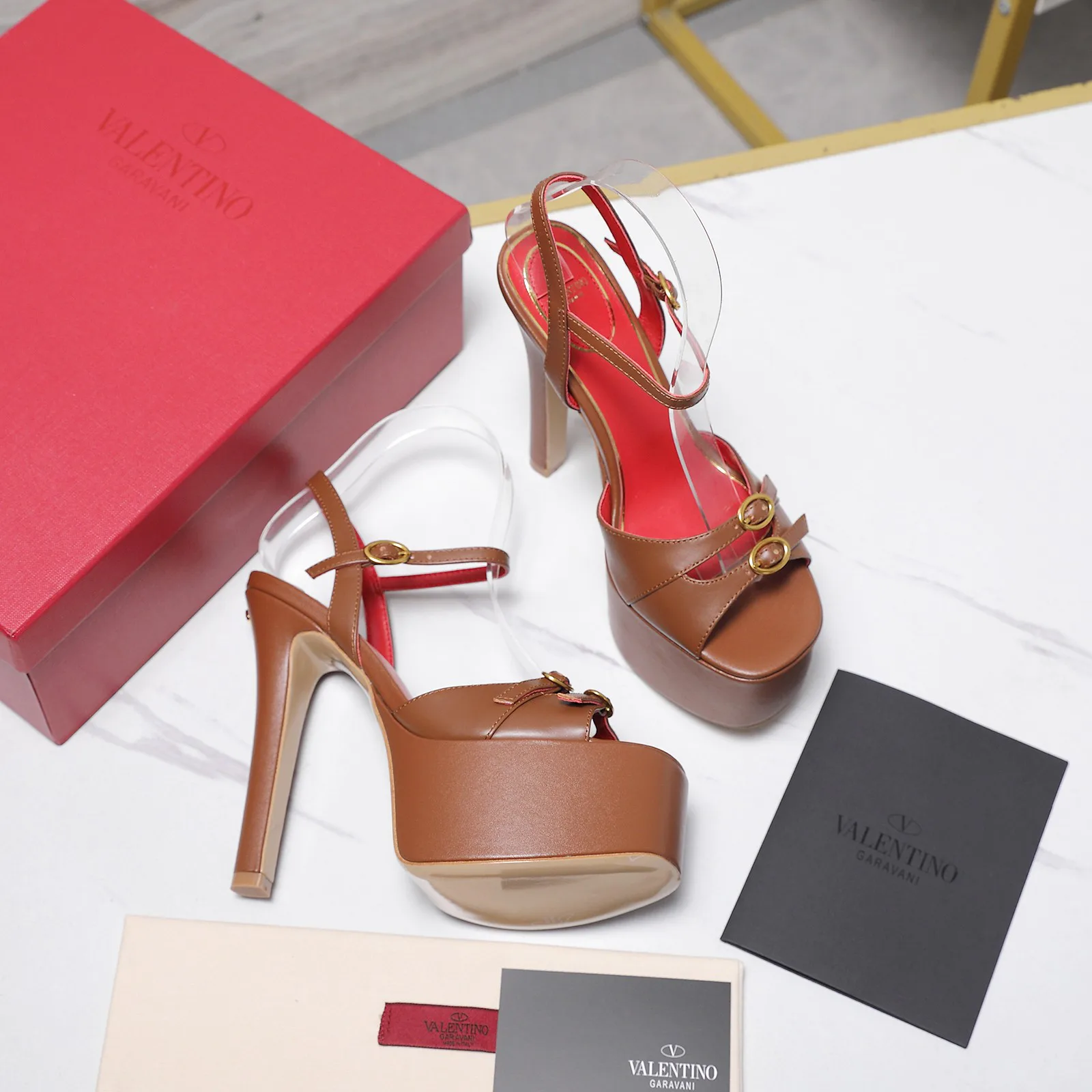 Босоножки Женские Valentino 13542419