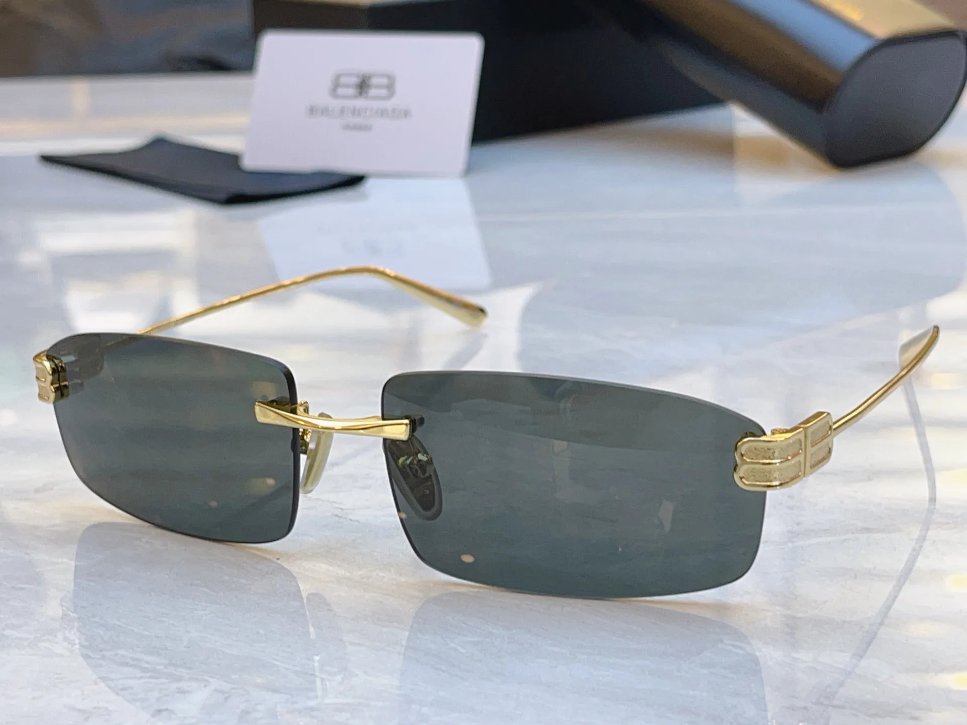 Очки Balenciaga 10842059