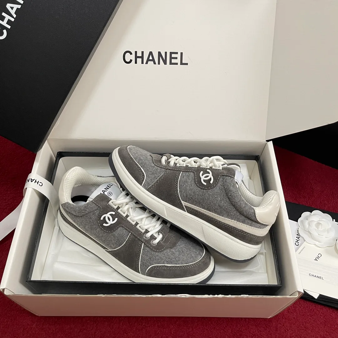 Кроссовки Женские Chanel 18195102
